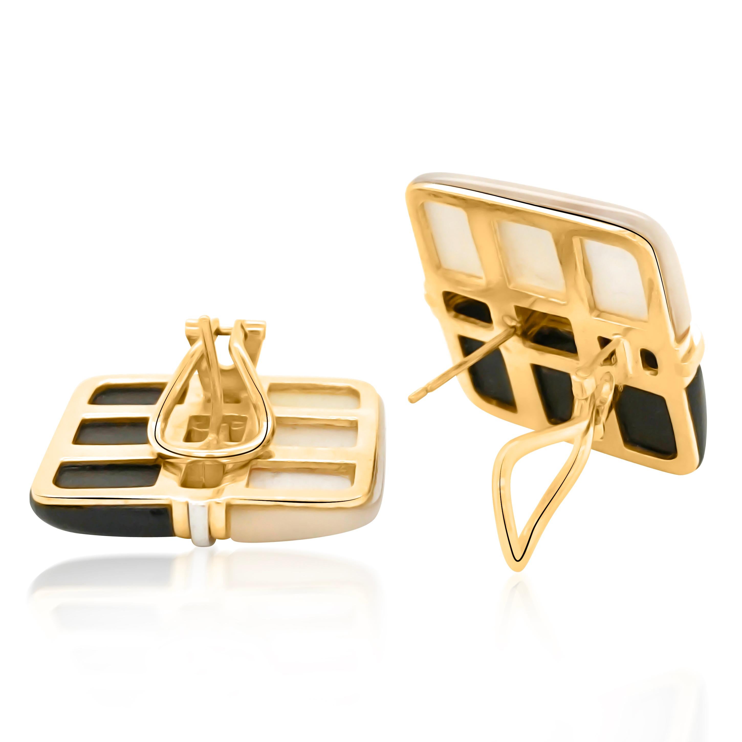 Cushion Cut Pair of Square Gold Earrings with Agate and Mother of Pearl