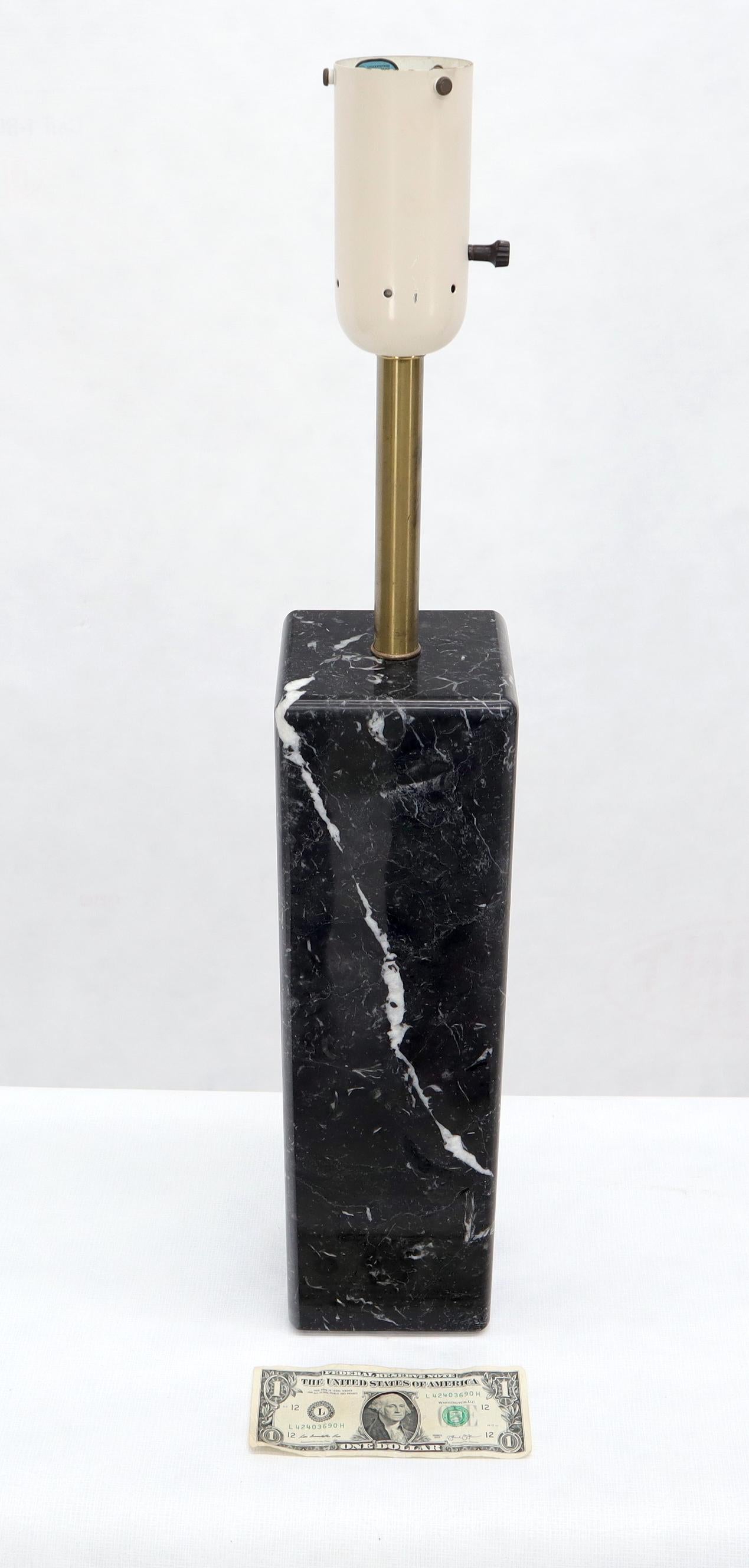 Pair of Square Pedestal Shape Black Marble and Brass Table Lamps For Sale 3