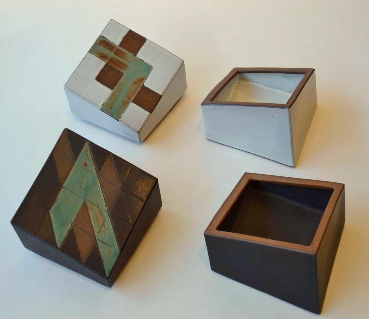 Pair of Square Geometric Ceramic Boxes in Black and White For Sale 2