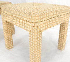 Coppia di panche quadrate imbottite color crema e bianco nello stile di Billy Baldwin MINT