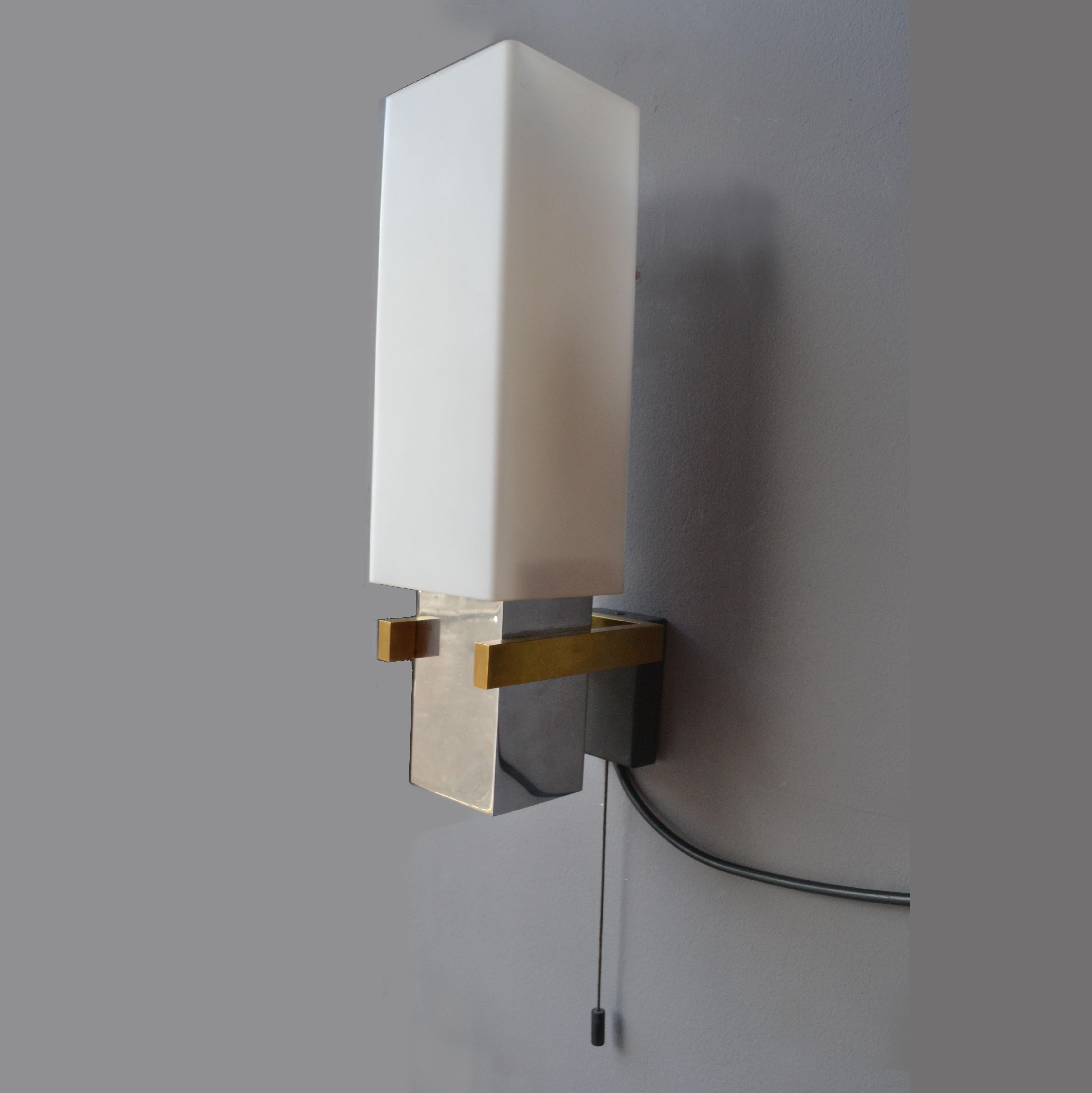 Mid-Century Modern Pair of rectangular Wall Lights Opaline Glass Italian 1960's For Sale