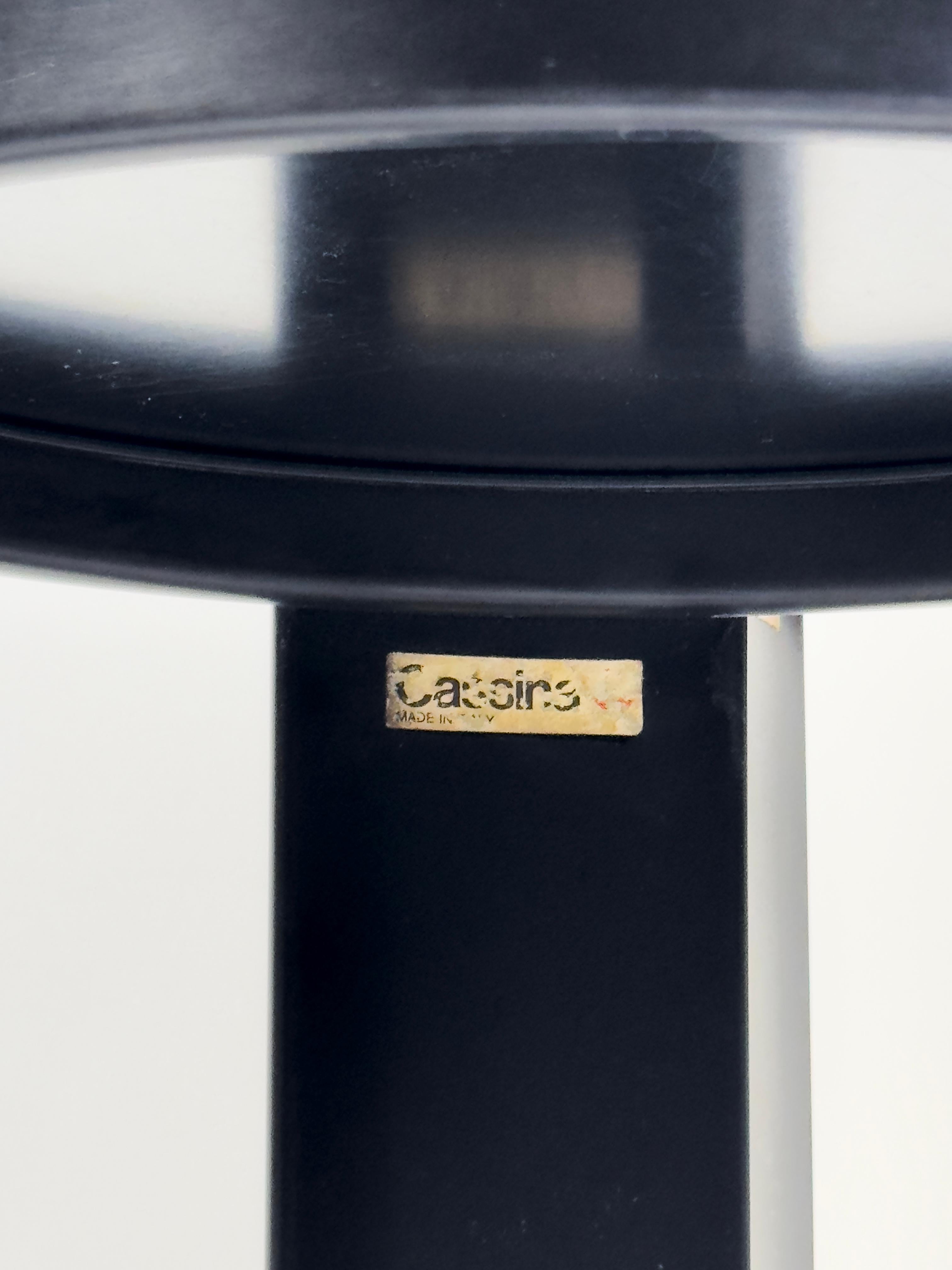 Pair of Stackable Coffee Tables, Model 780/783 by G.Frattini for Cassina, 1960s For Sale 10