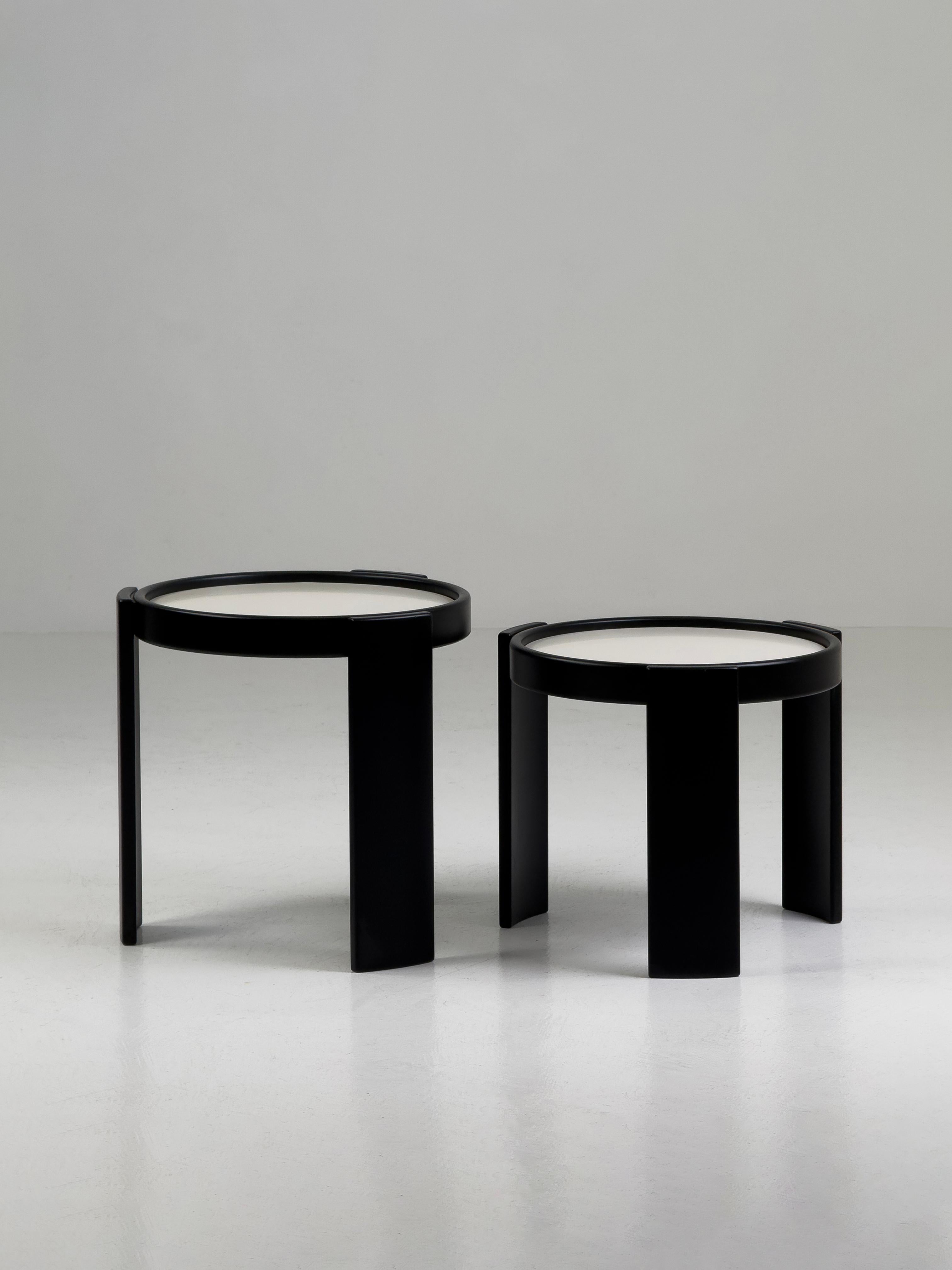 Pair of Stackable Coffee Tables, Model 780/783 by Gianfranco Frattini for Cassina, 1960s

A timeless expression of Italian modern design, this pair of stackable coffee tables — models 780/783 by Gianfranco Frattini for Cassina — perfectly captures