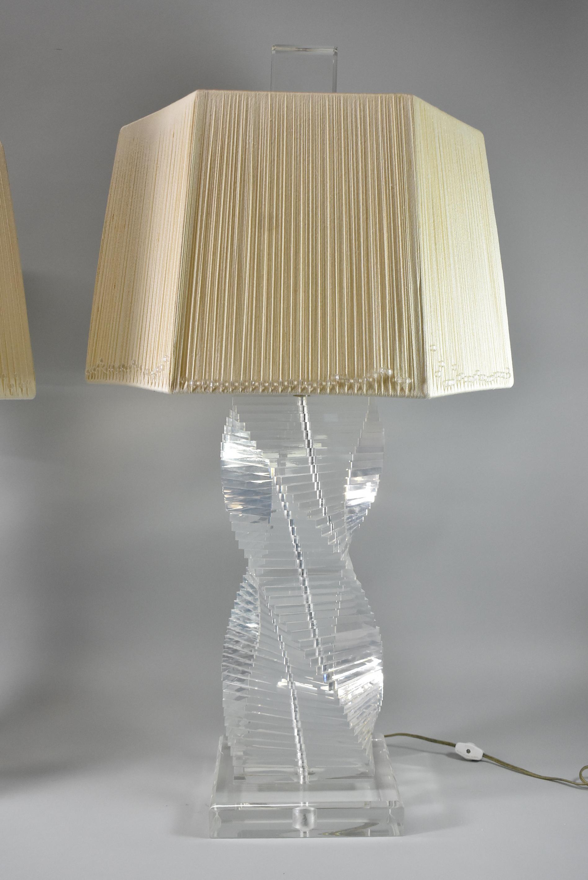 Modern Pair of Stacked Lucite Helix Table Lamps For Sale