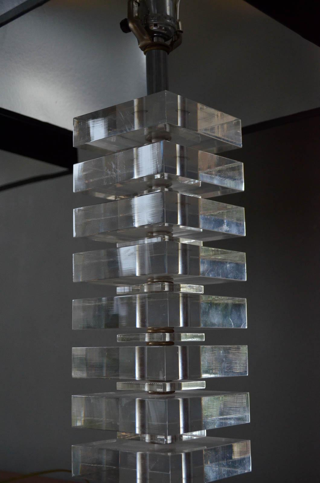 Pair of Stacked Lucite Lamps in the Style of Karl Springer, Ca. 1970 In Good Condition For Sale In Costa Mesa, CA
