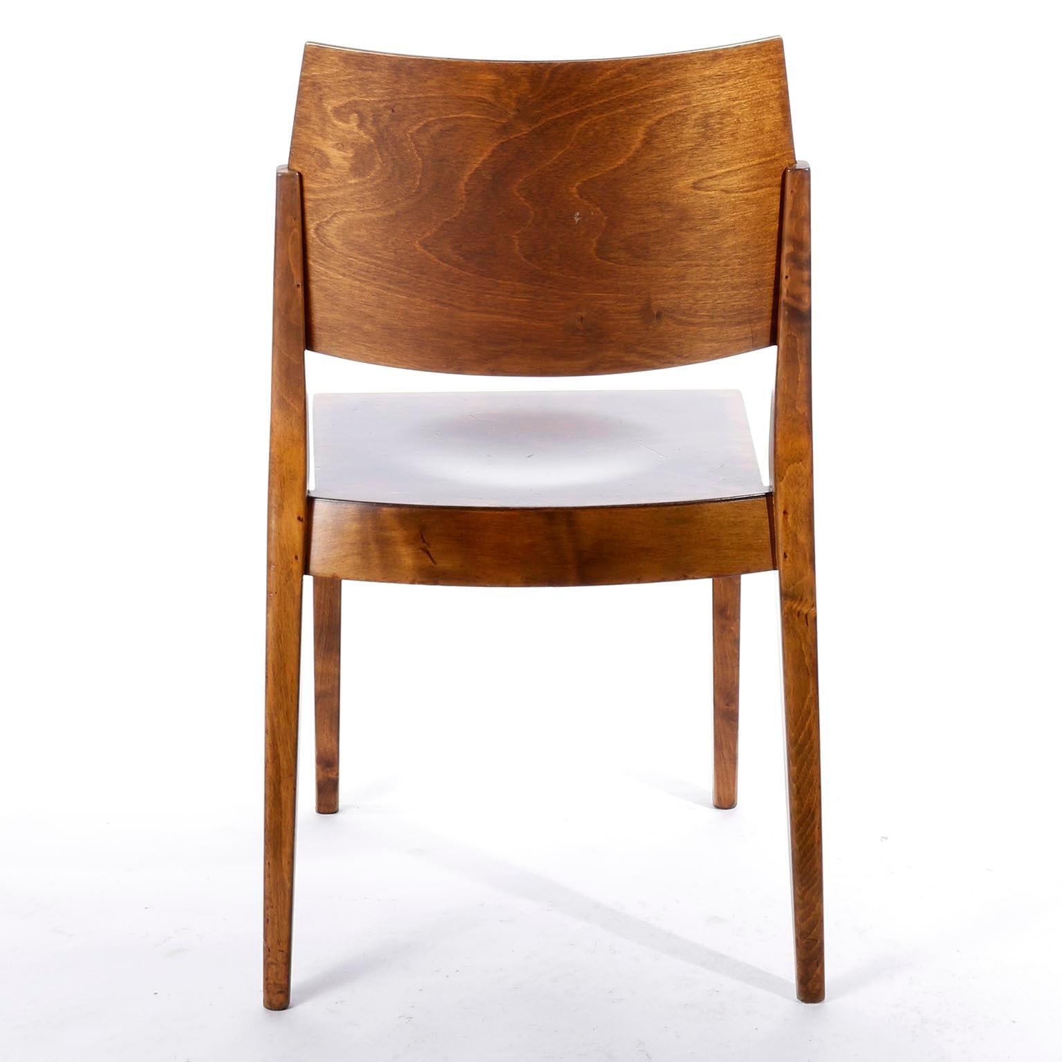 Pair of Stacking Chairs by Karl Schwanzer, Thonet, Austria, 1950s In Good Condition For Sale In Hausmannstätten, AT