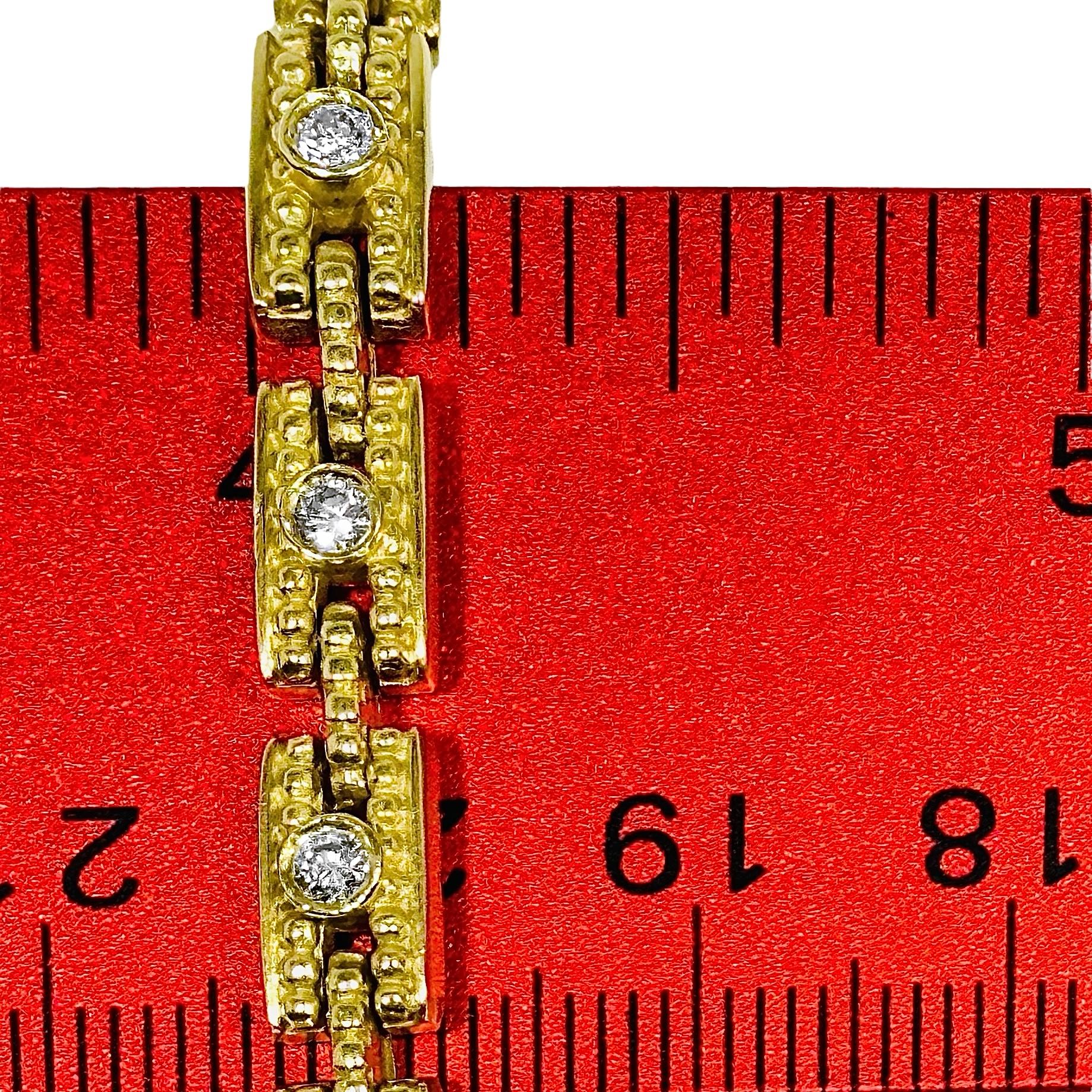 Paire de bracelets à maillons empilables de style designer en or jaune 18 carats et diamants Pour femmes en vente