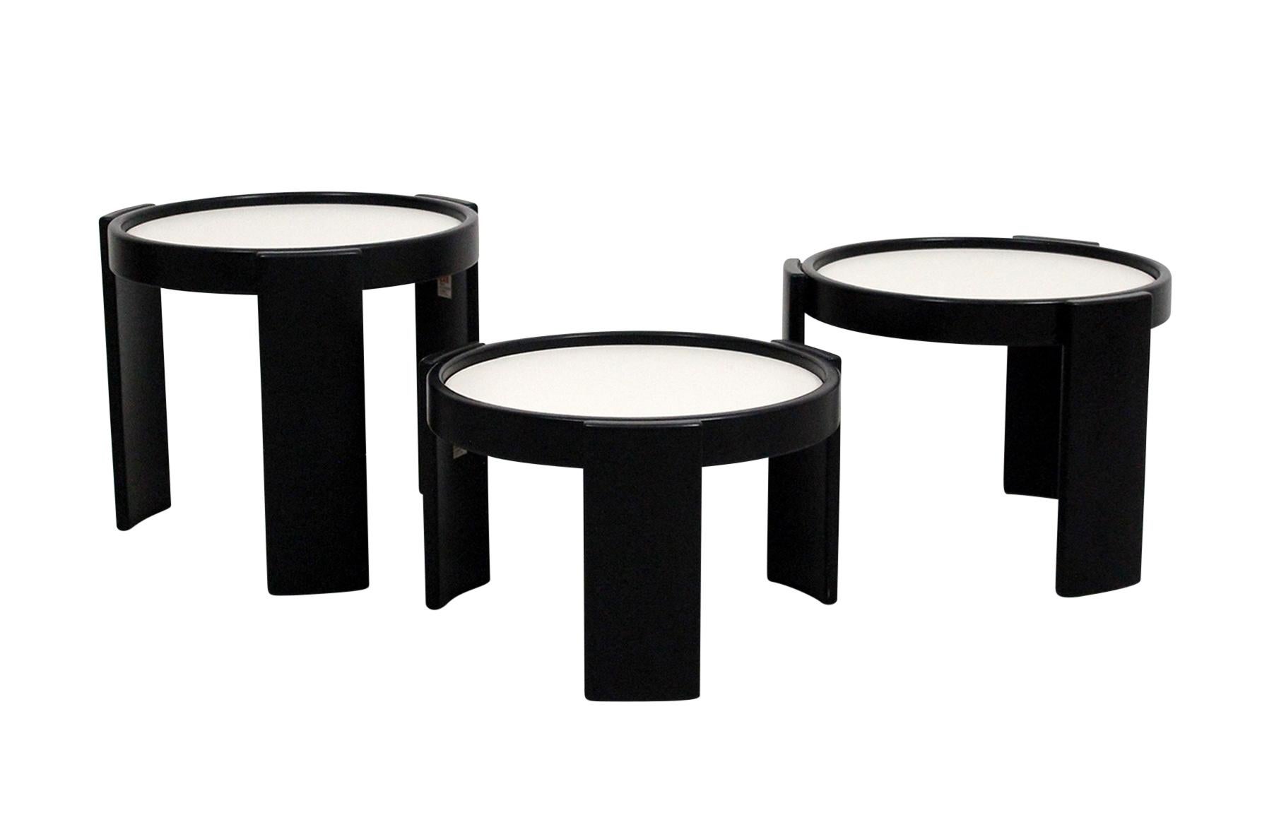 Pair of Stacking Gianfranco Frattini for Cassina Nesting Tables 2