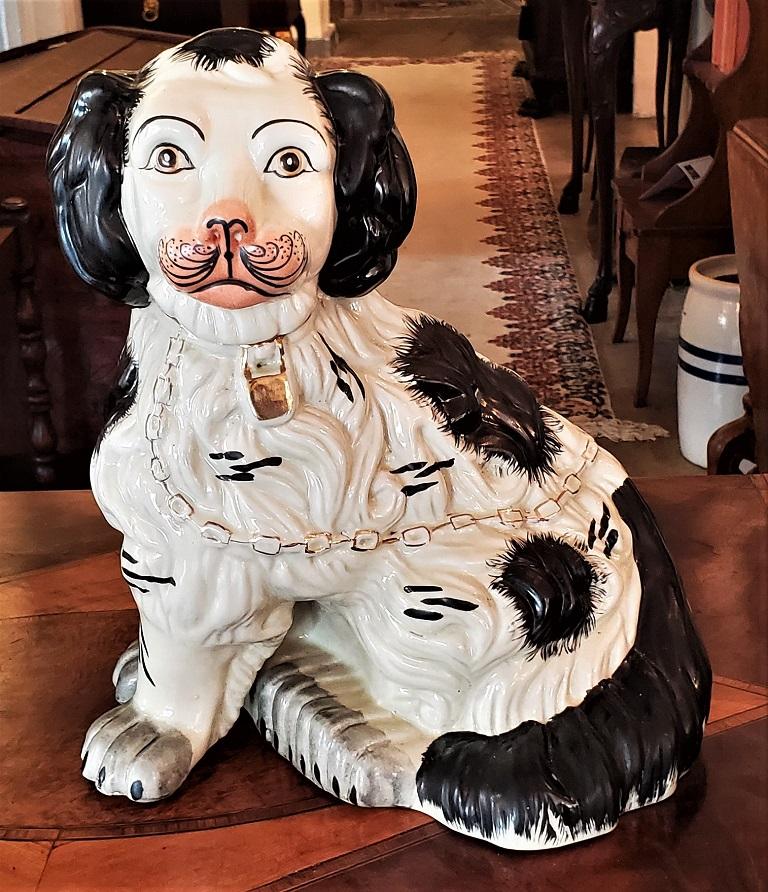 Pair of Staffordshire Style Ceramic Spaniels In Good Condition In Dallas, TX