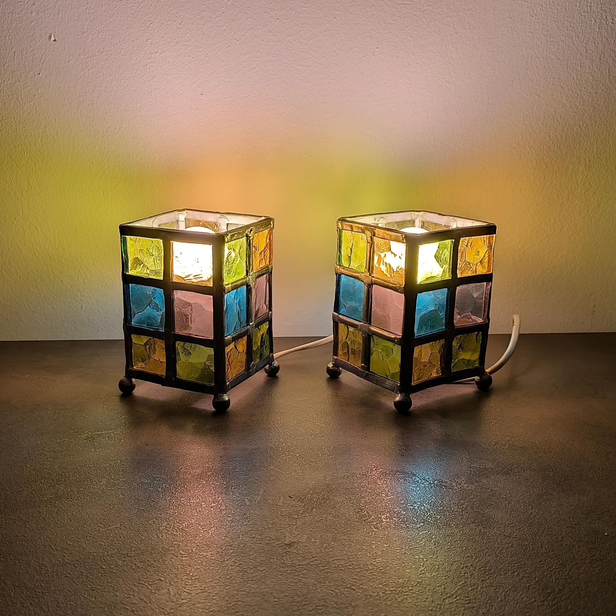 Brutalist Pair of Stained Glass Lamps in Quadrangular Prism Form, Midcentury Modern For Sale