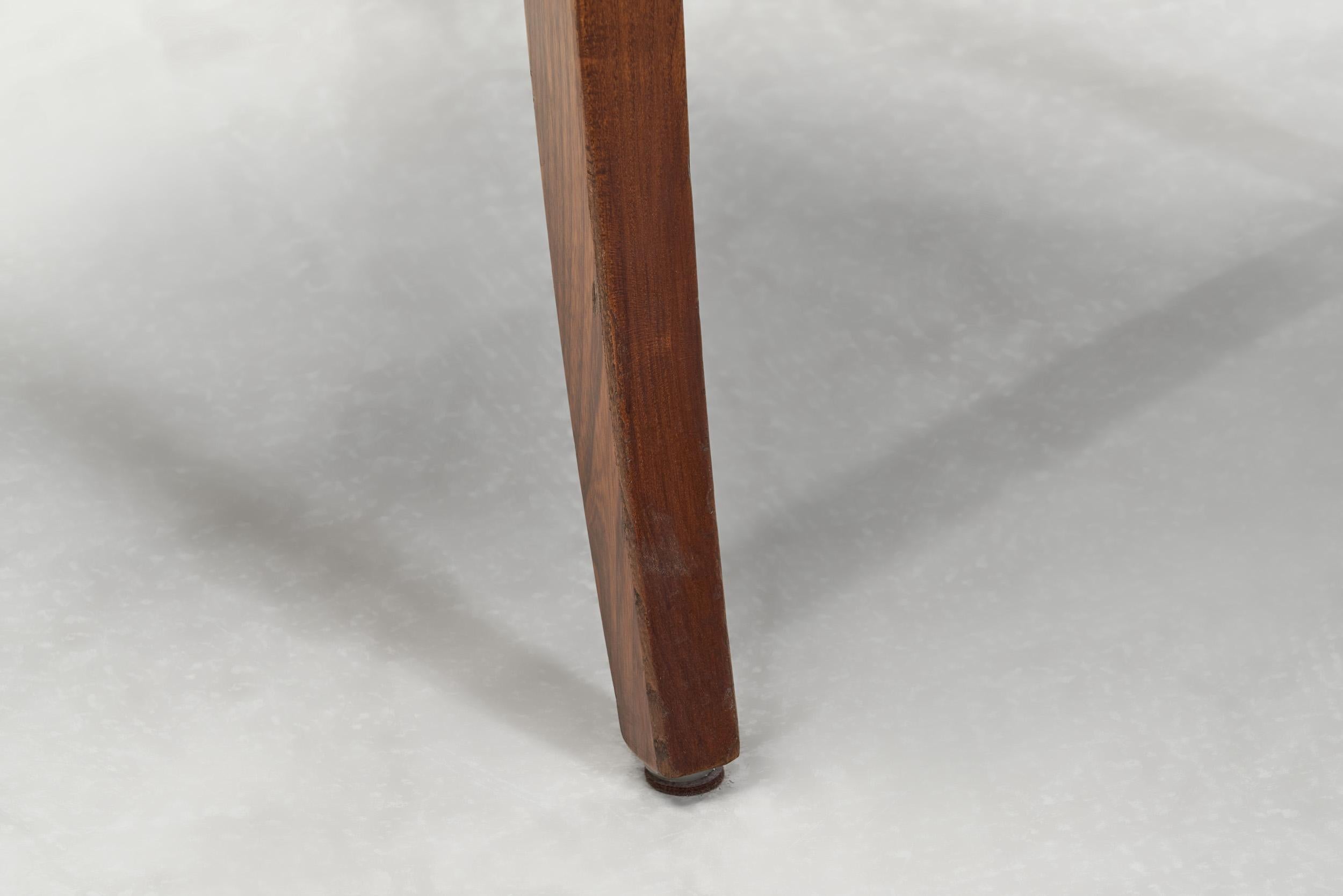 Coppia di poltrone in Oak macchiato, Europa, 1940 ca. in vendita 9