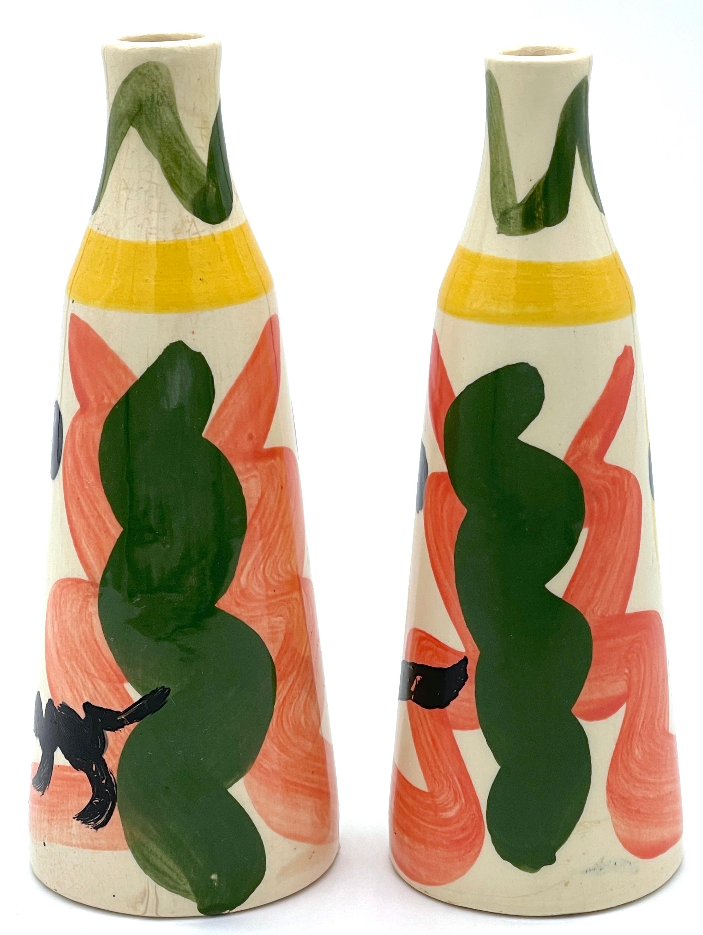 Paar gestempelte Padilla Picasso-Keramik-Vasen mit konischem Gesicht (Moderne) im Angebot