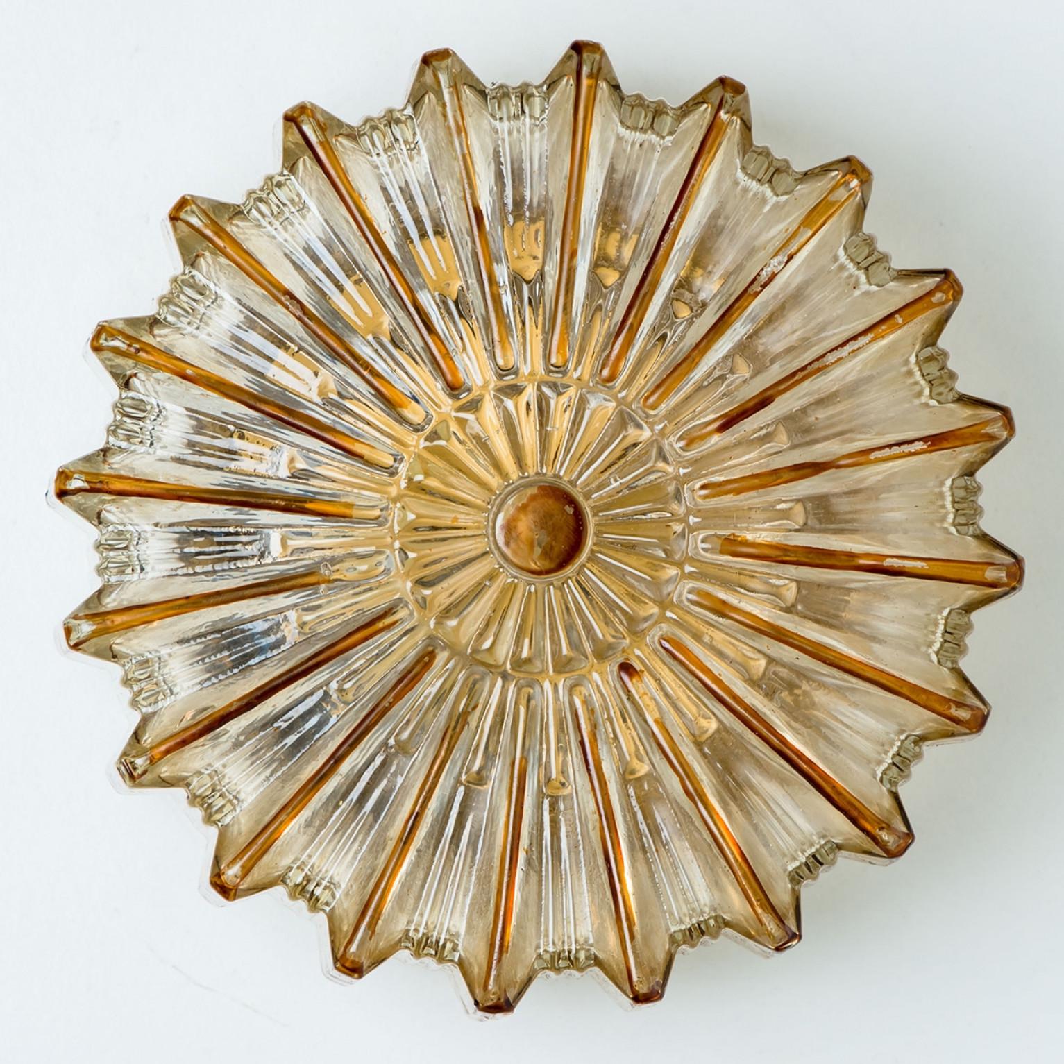 Pair Of Star Amber Bubble Glass Wall Lights in Style of Helena Tynell, 1960 In Good Condition In Rijssen, NL