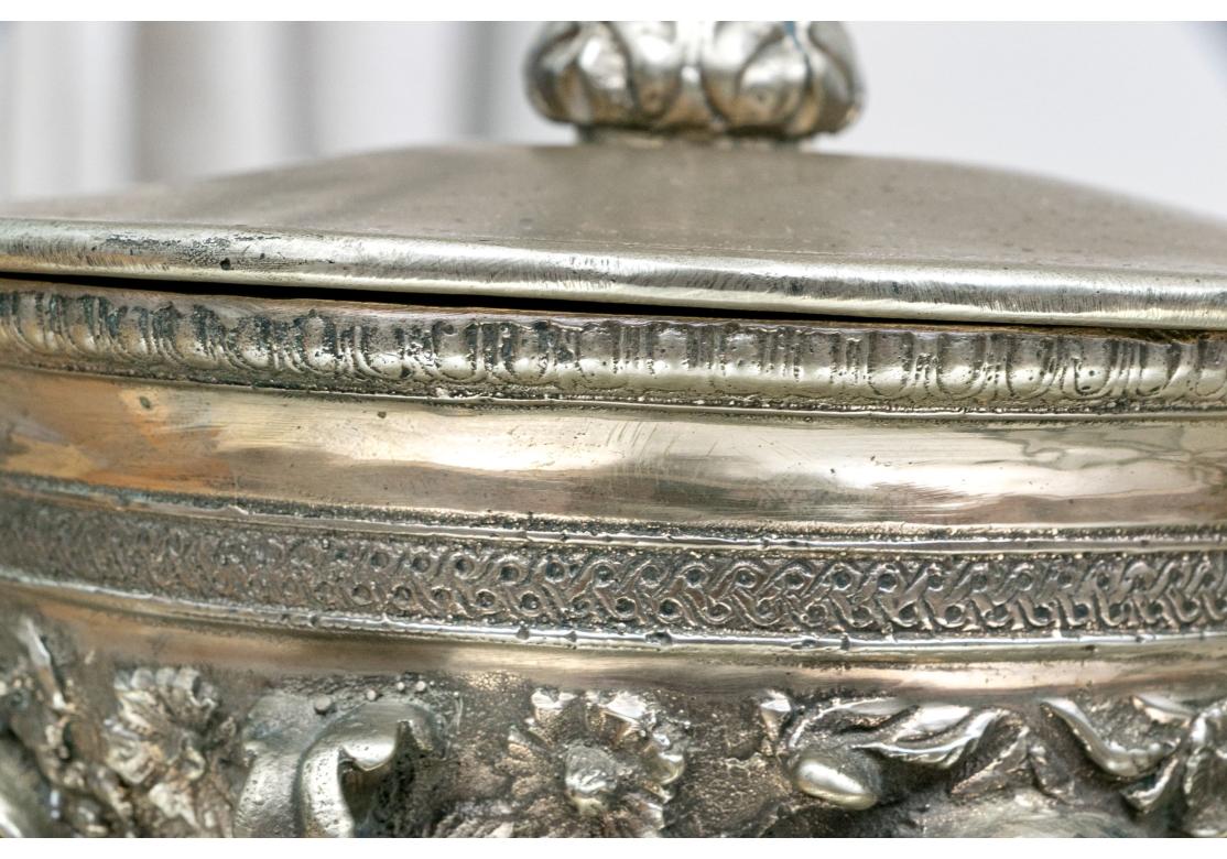 Pair Of Stately Lyle And Umbach Pompeiian Ram's Head Table Lamps In Good Condition For Sale In Bridgeport, CT