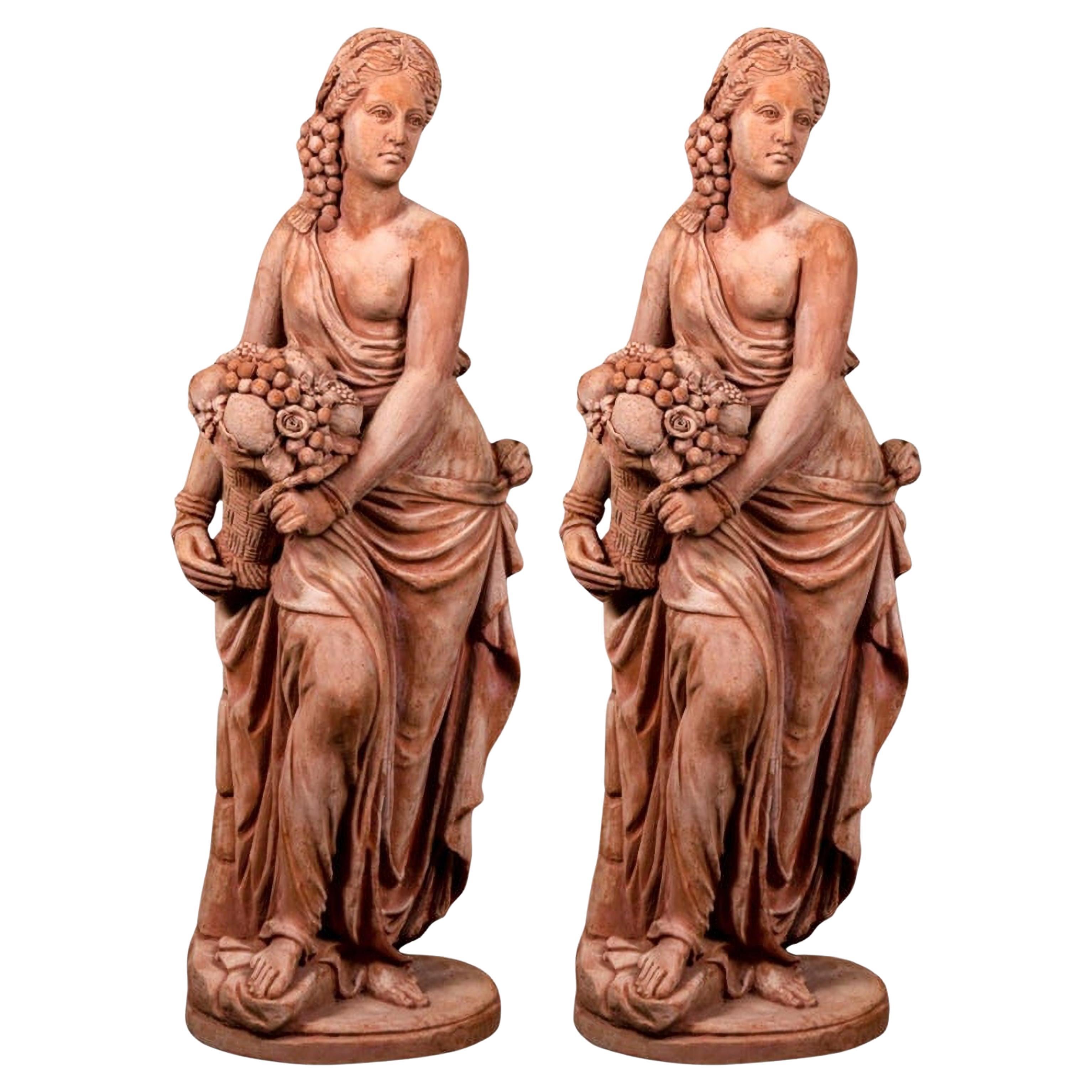 Coppia di Statue dell'Abbondanza in Terracotta Impruneta XX secolo