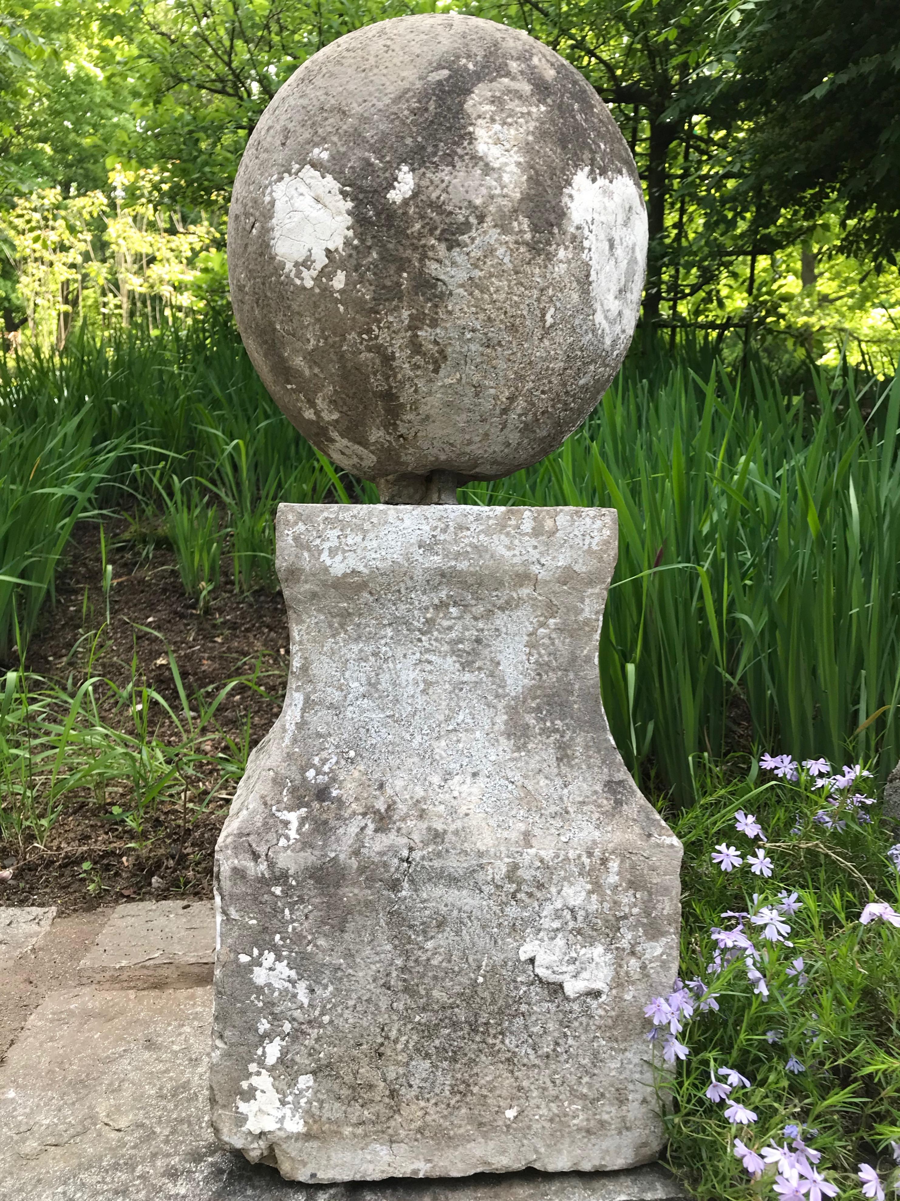 Pair of Statuesque French 18th Century Hand Carved Limestone French Ball Finials 7