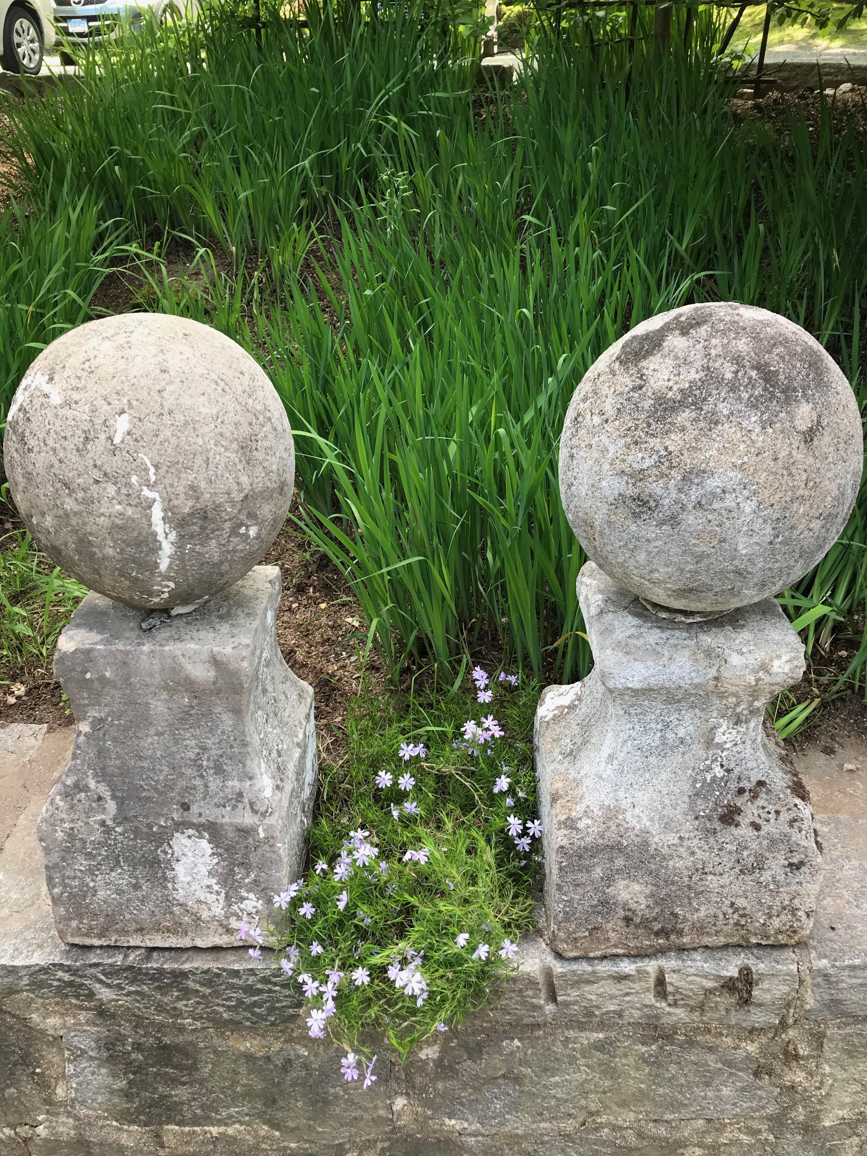 Pair of Statuesque French 18th Century Hand Carved Limestone French Ball Finials 3