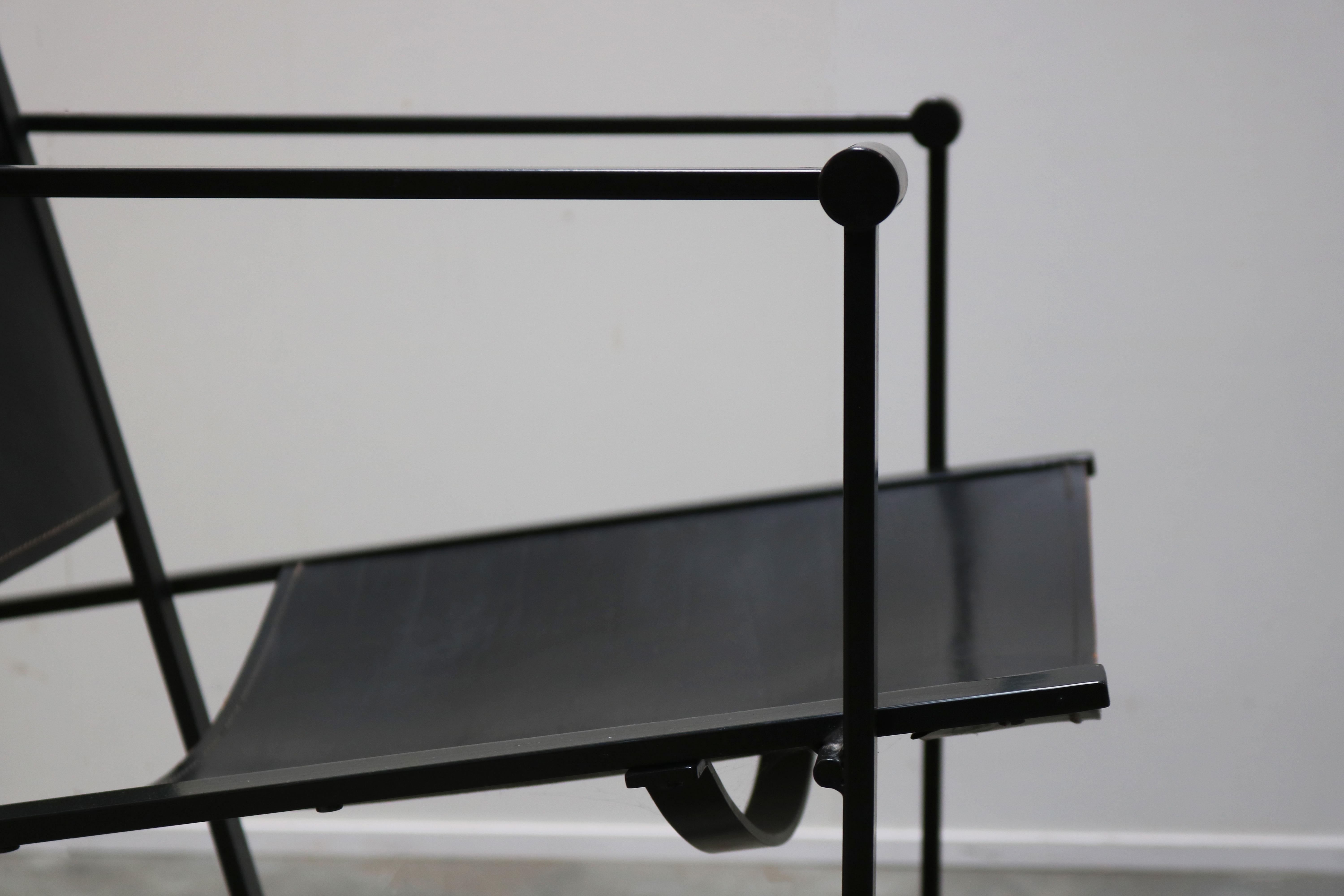 Metal Pair of Steel and Black Leather FM62 Chairs by Radboud Van Beekum for Pastoe