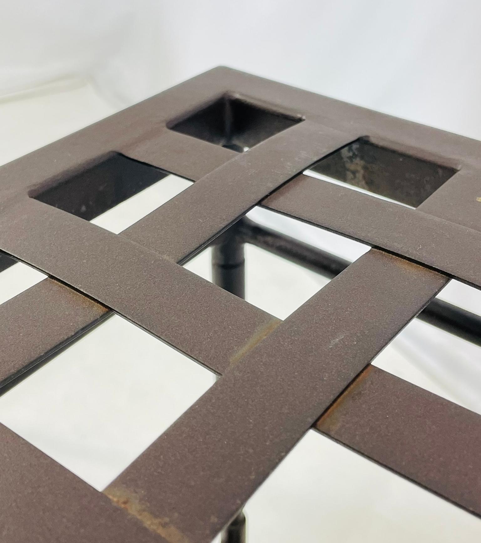 Pair of Steel End Tables by Mario Papperzini for Amalfi Furniture, USA 1980's For Sale 10