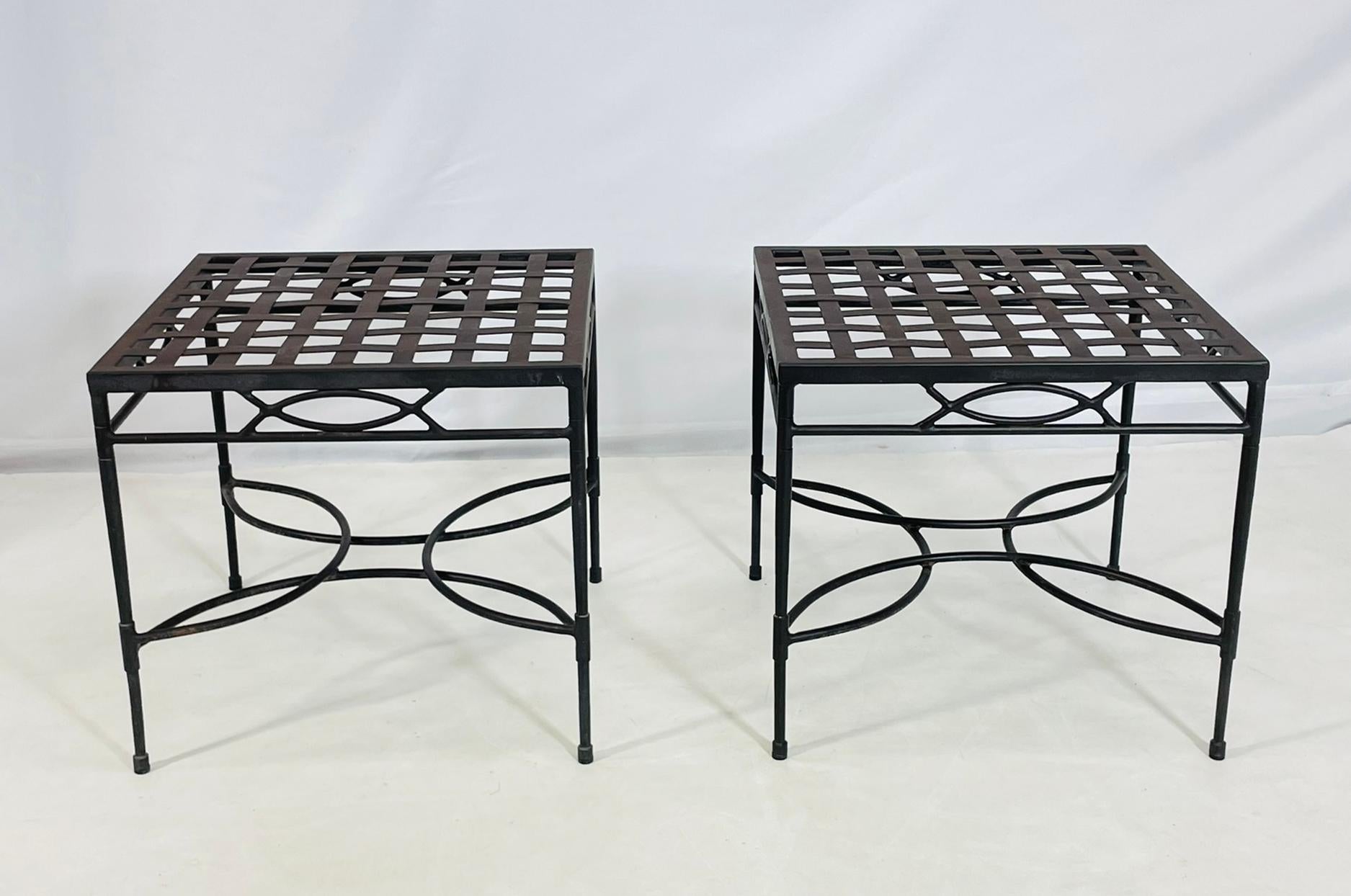 Pair of Steel End Tables by Mario Papperzini for Amalfi Furniture, USA 1980's In Good Condition For Sale In Los Angeles, CA
