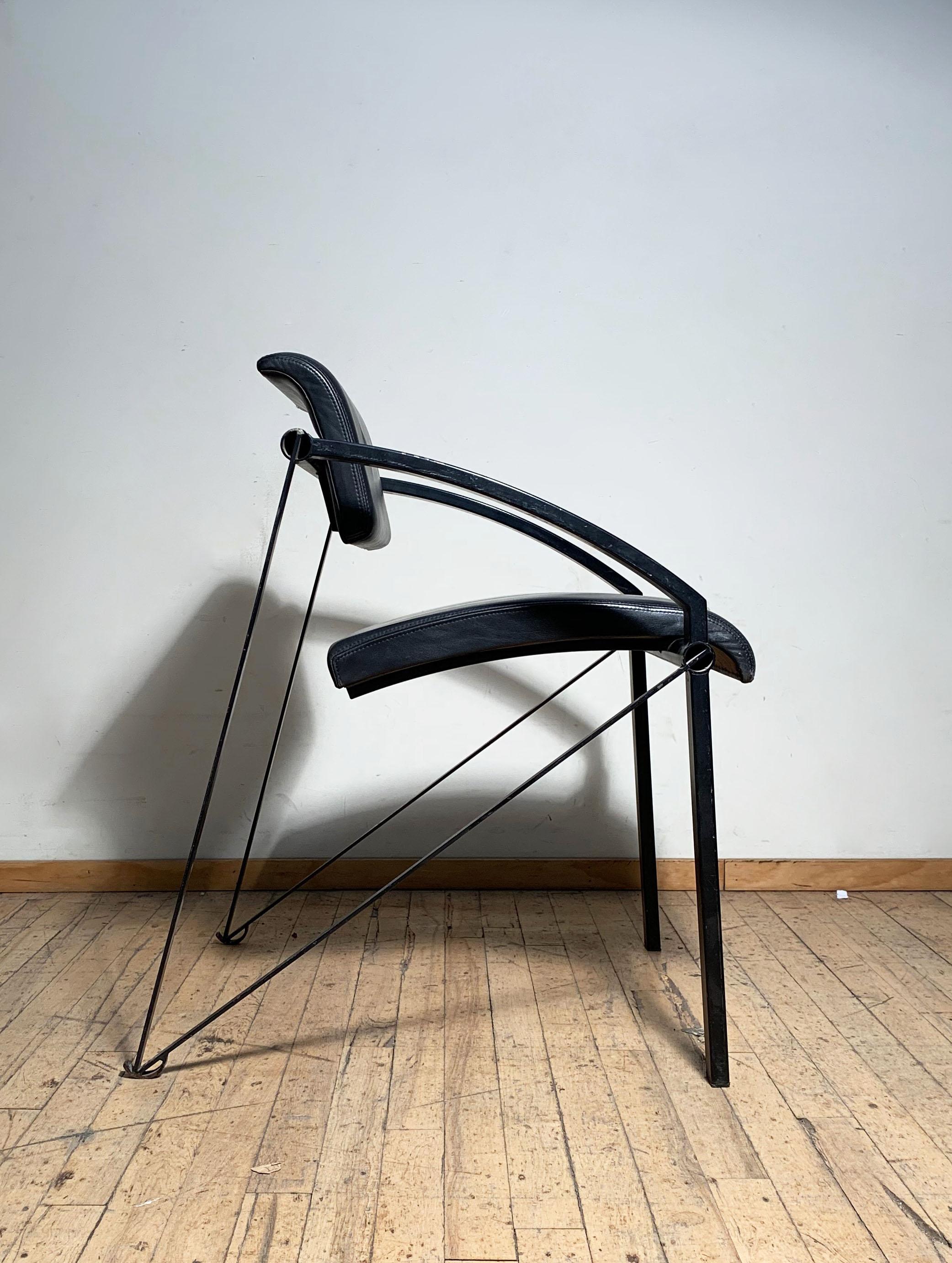 20th Century Pair of Steel Italian Memphis Architectural Chairs Attributed to Mario Botta For Sale