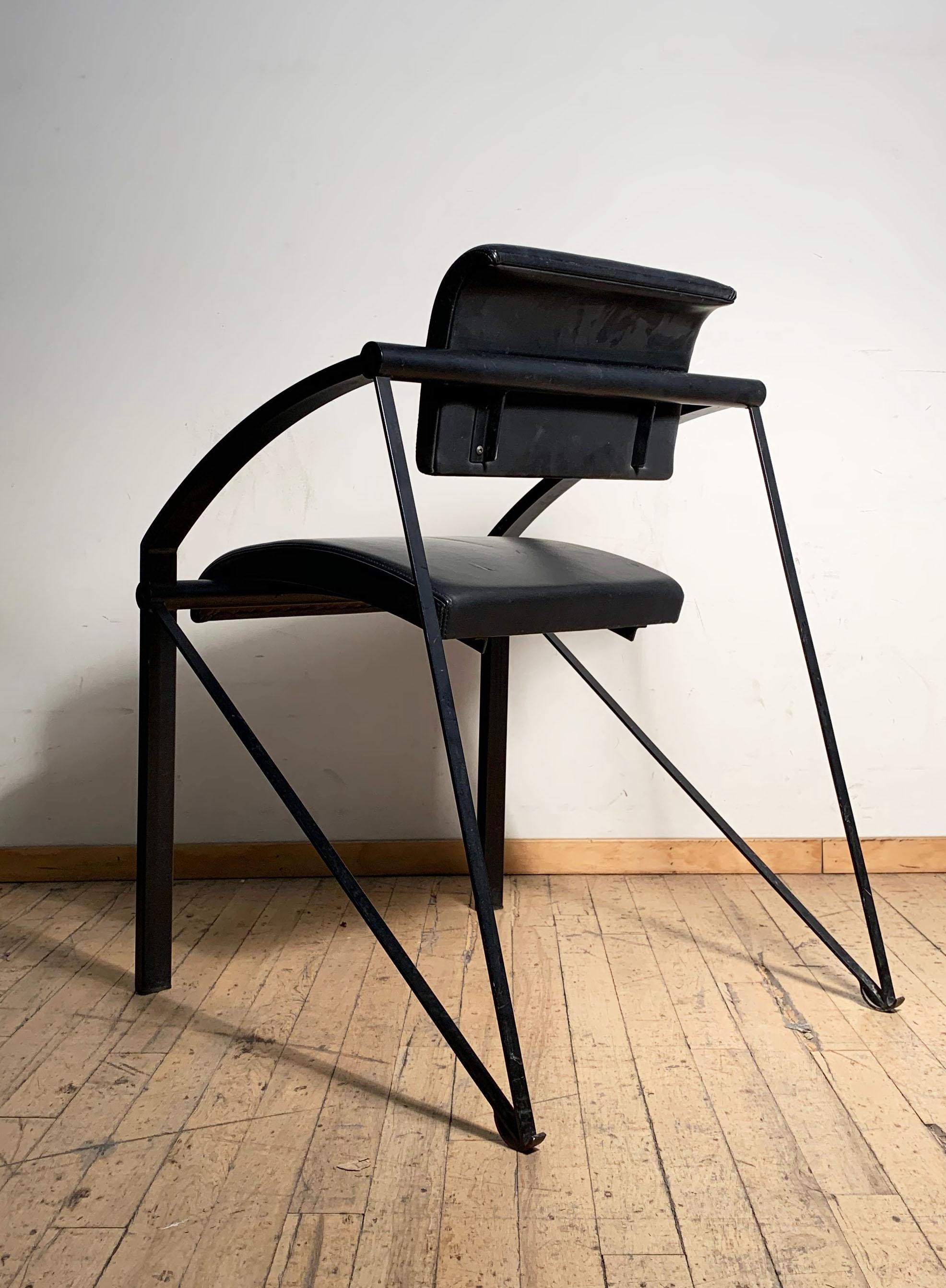 Pair of Steel Italian Memphis Architectural Chairs Attributed to Mario Botta For Sale 1