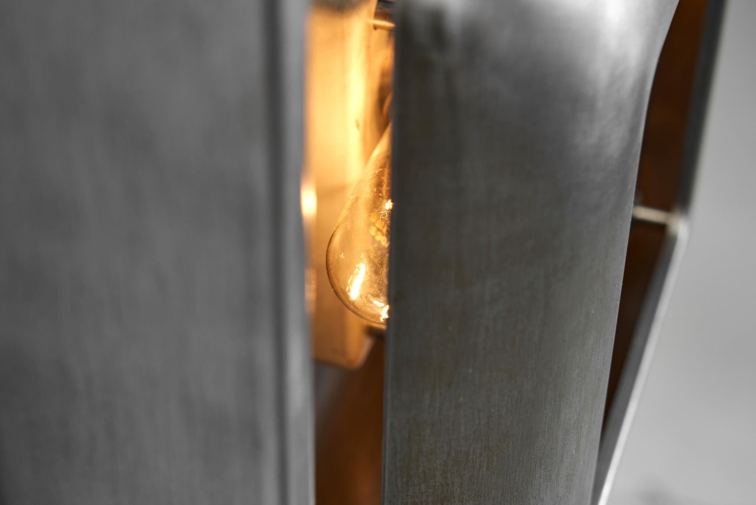 Pareja de lámparas de pared Steel Space Age de Doria, Alemania Años 60 en venta 7