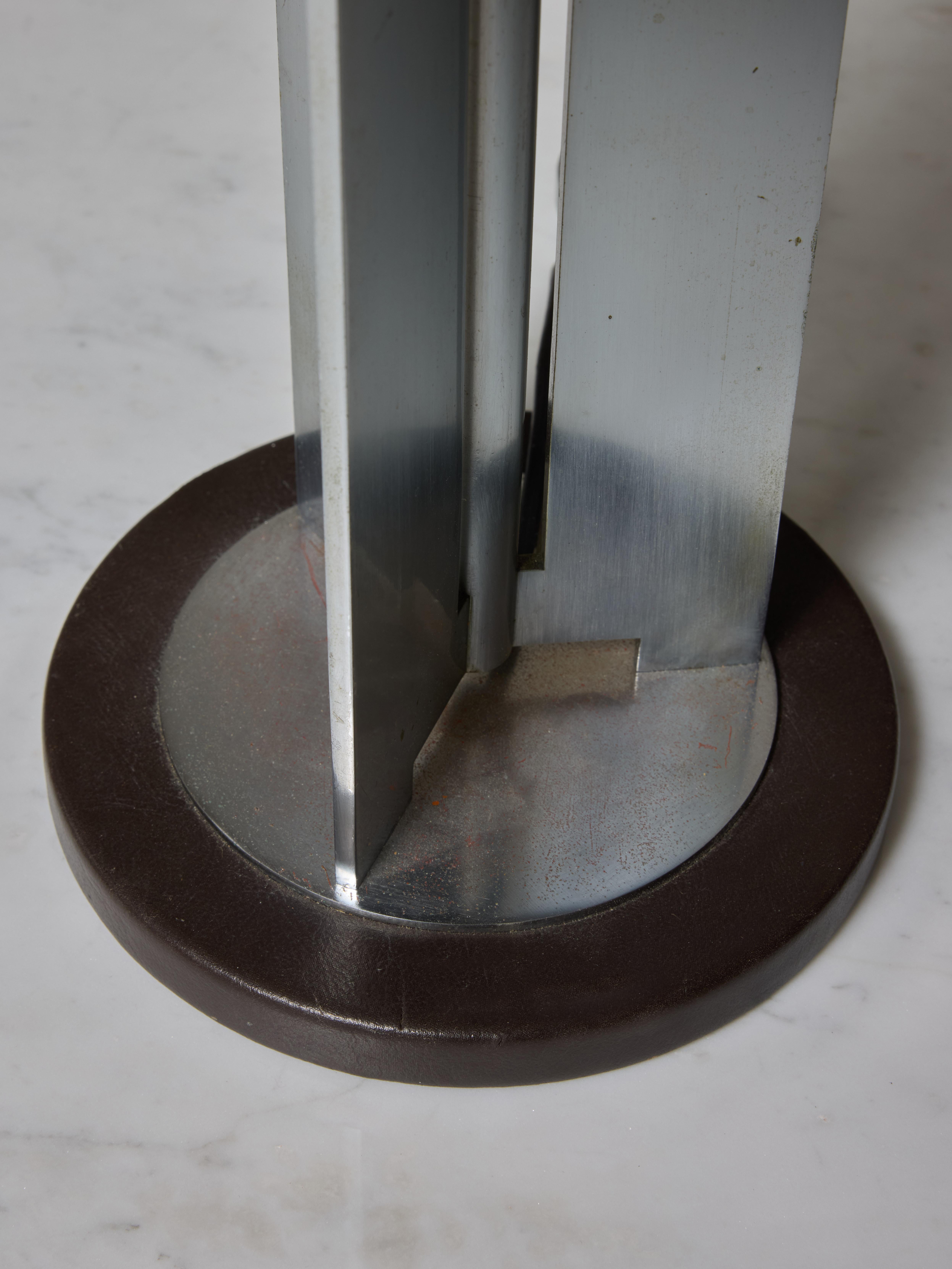Pareja de lámparas de mesa vintage de acero en Bueno estado para la venta en Saint-Ouen, IDF