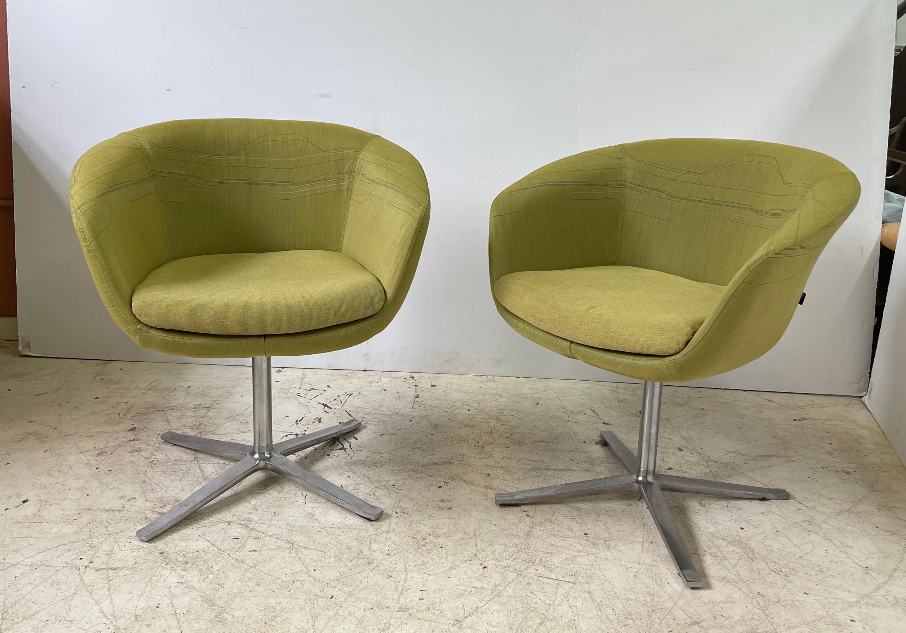 Mid-Century Modern Pair of Steelcase Coalesse Bob Chairs