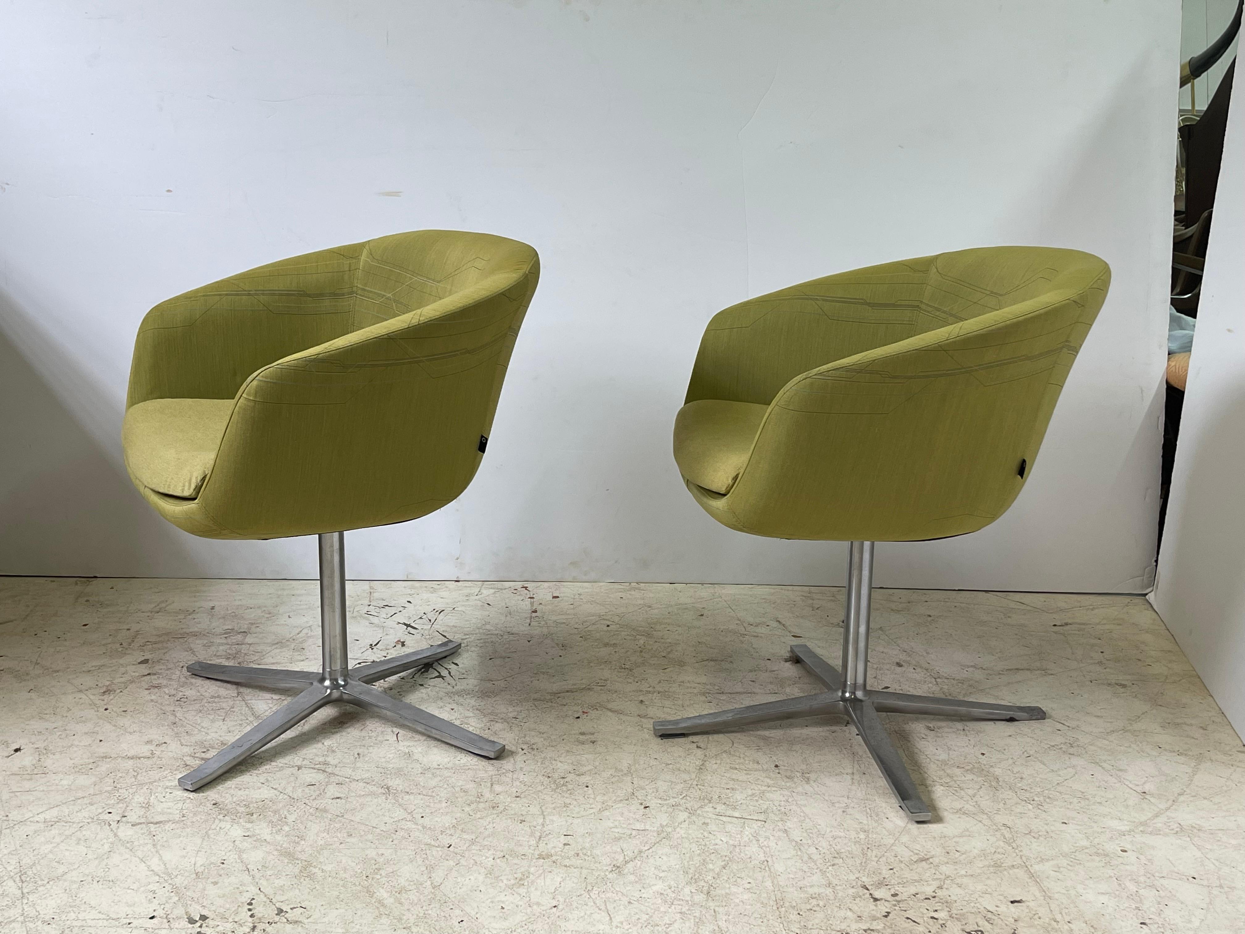 Late 20th Century Pair of Steelcase Coalesse Bob Chairs