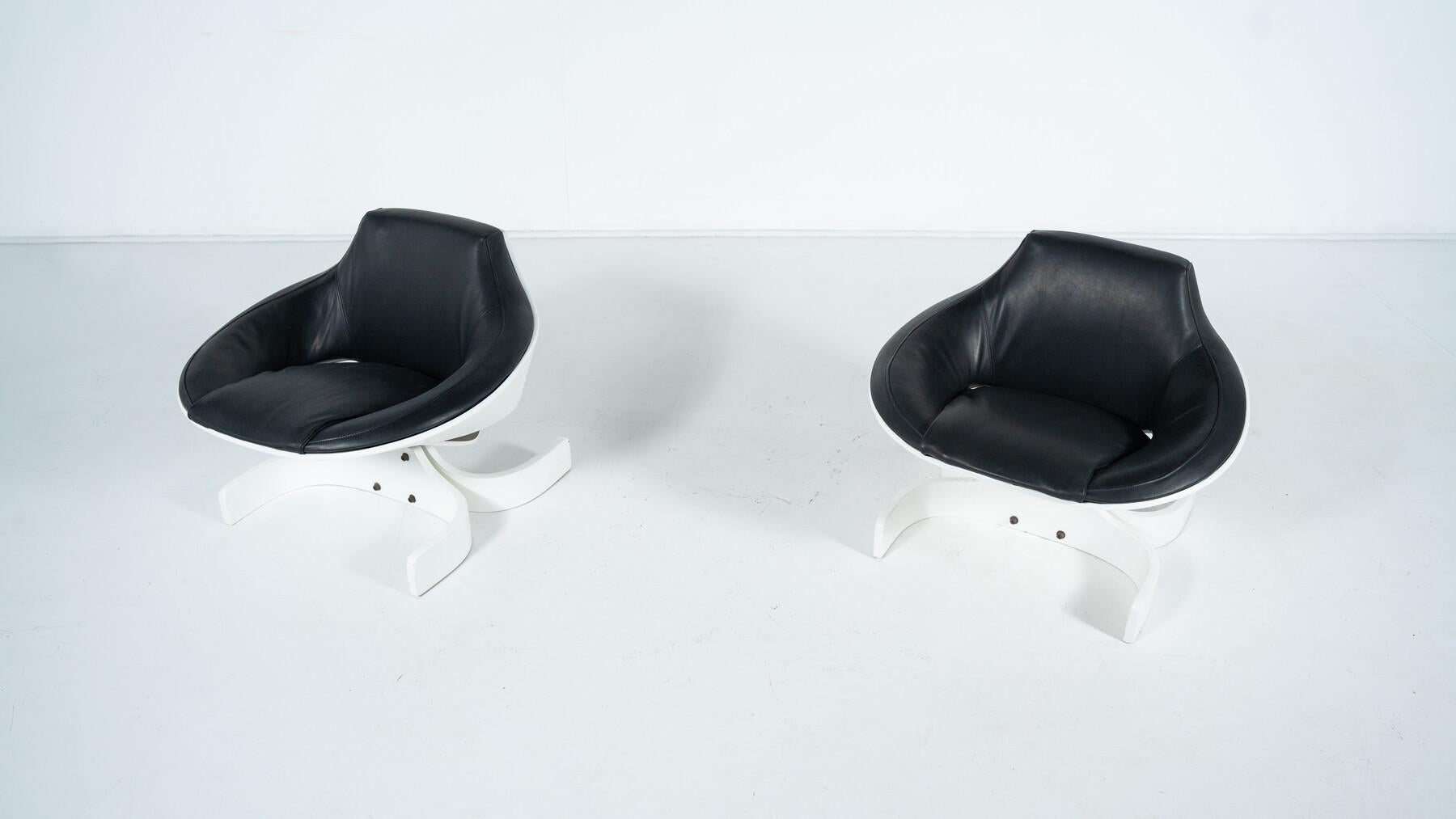 Mid-Century moderno Coppia di poltrone Stella 1001 di Joe Colombo per Confort Italia, anni '60 in vendita