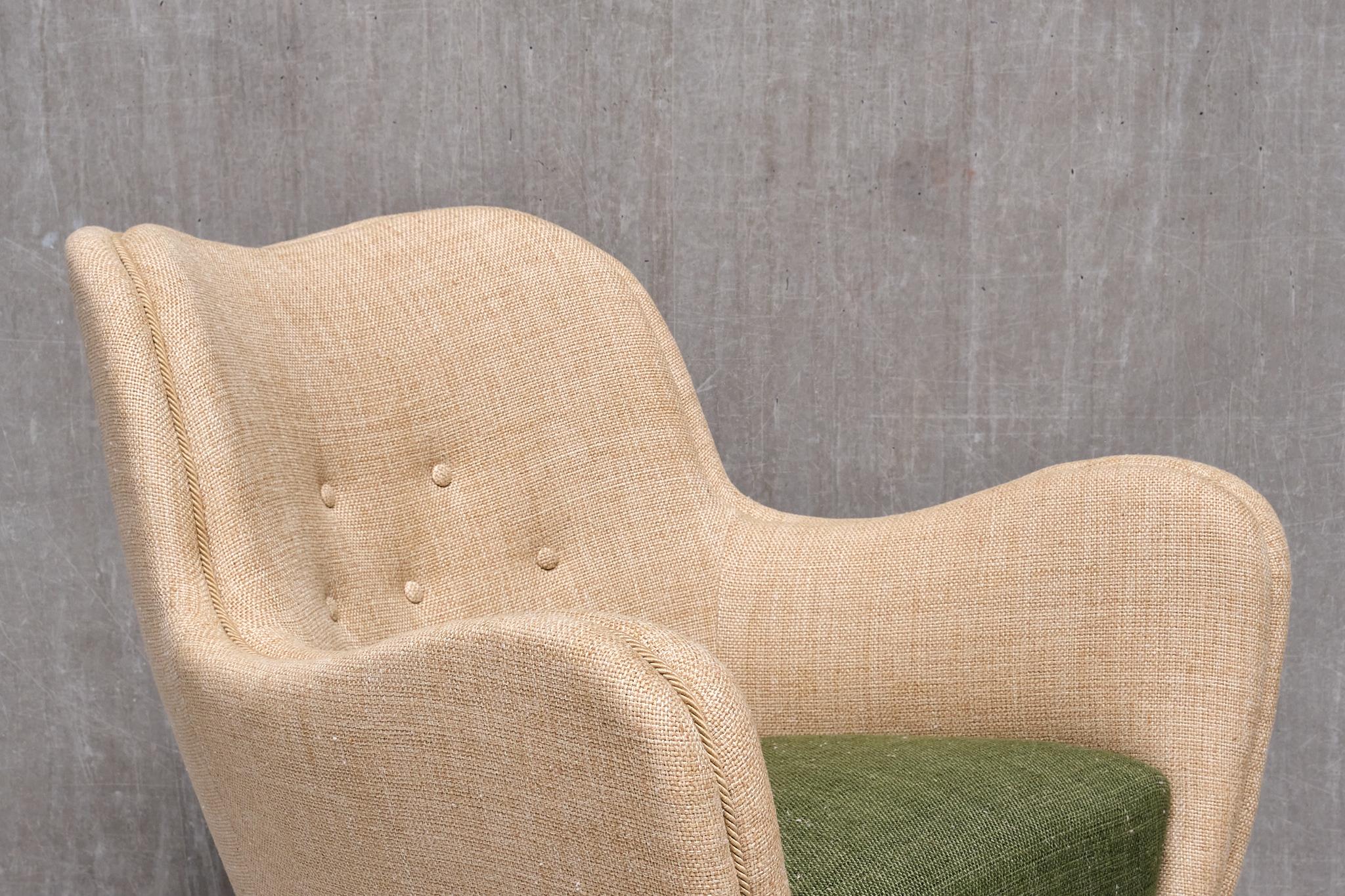 Paire de fauteuils Sten Wicéns en tissu Pierre Frey et orme, Suède, années 1950 en vente 1