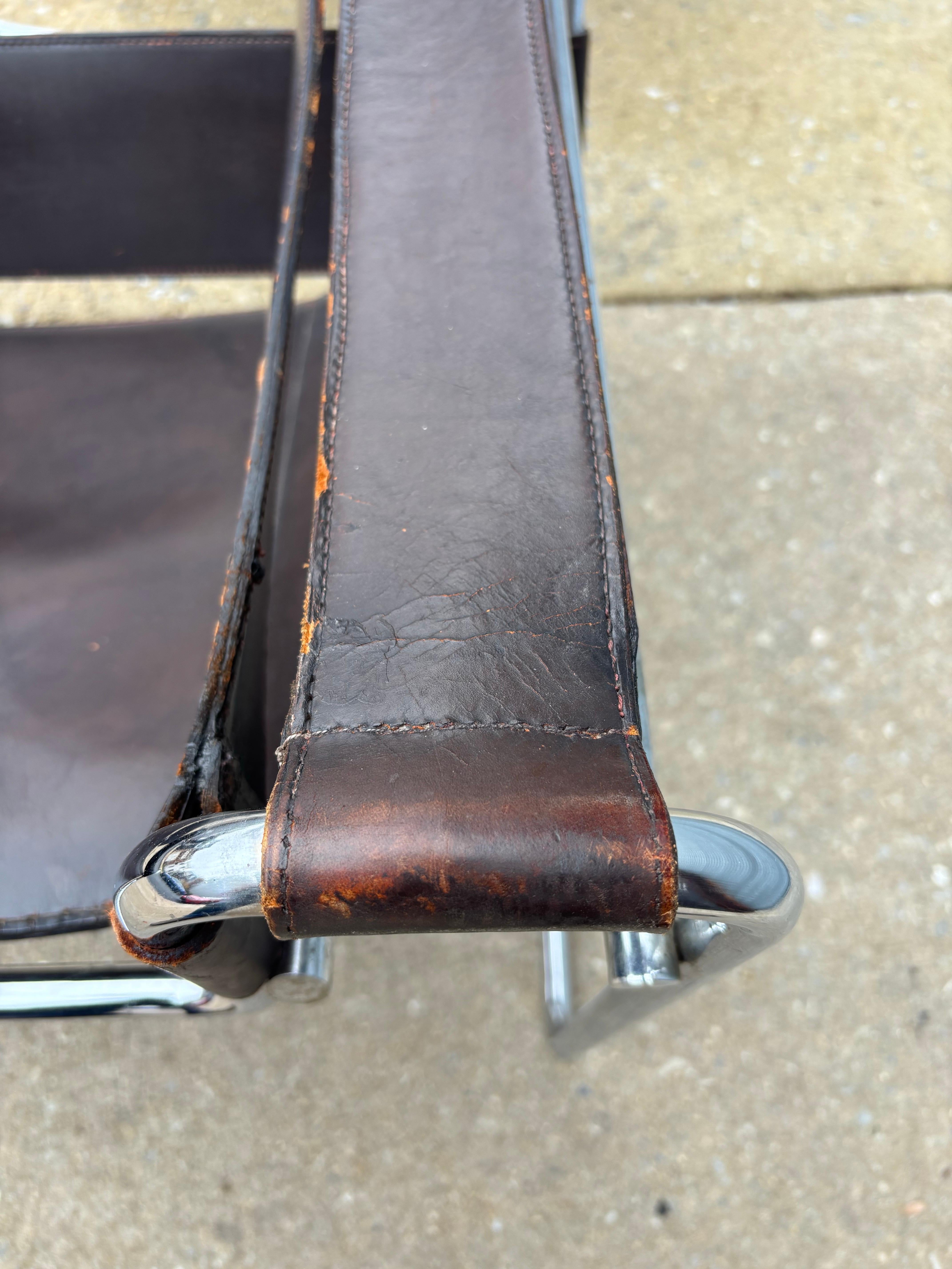 ¡Pareja de sillas Stendig Wassily con gran pátina! en Bueno Estado en Philadelphia, PA