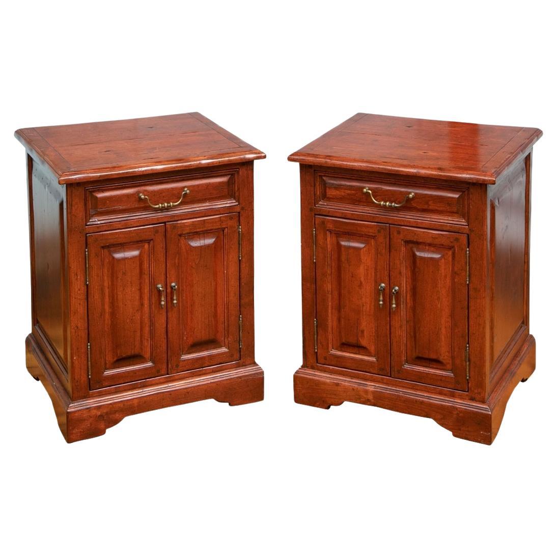 Pair of Sterling Collection English Style Red Mahogany Stained Night Stands For Sale