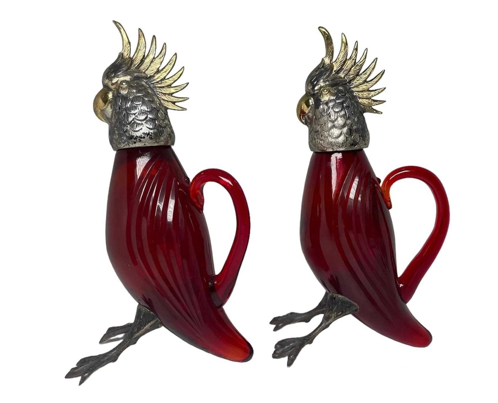 Pair Of Sterling Silver And Glass Cockatiel Cruet In Good Condition For Sale In Guaynabo, PR