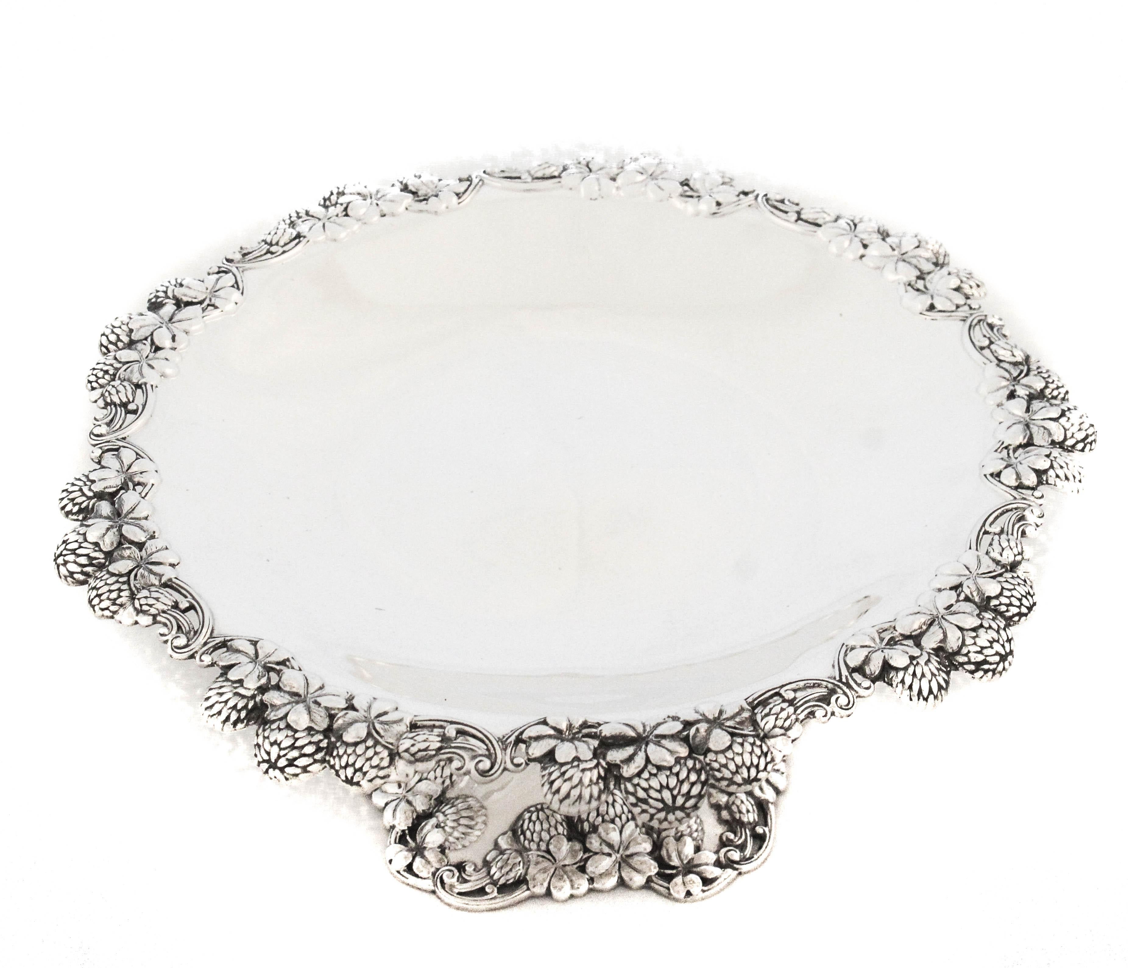Pair of Sterling Silver Art Nouveau Compotes by Tiffany & CO (Art nouveau) im Angebot