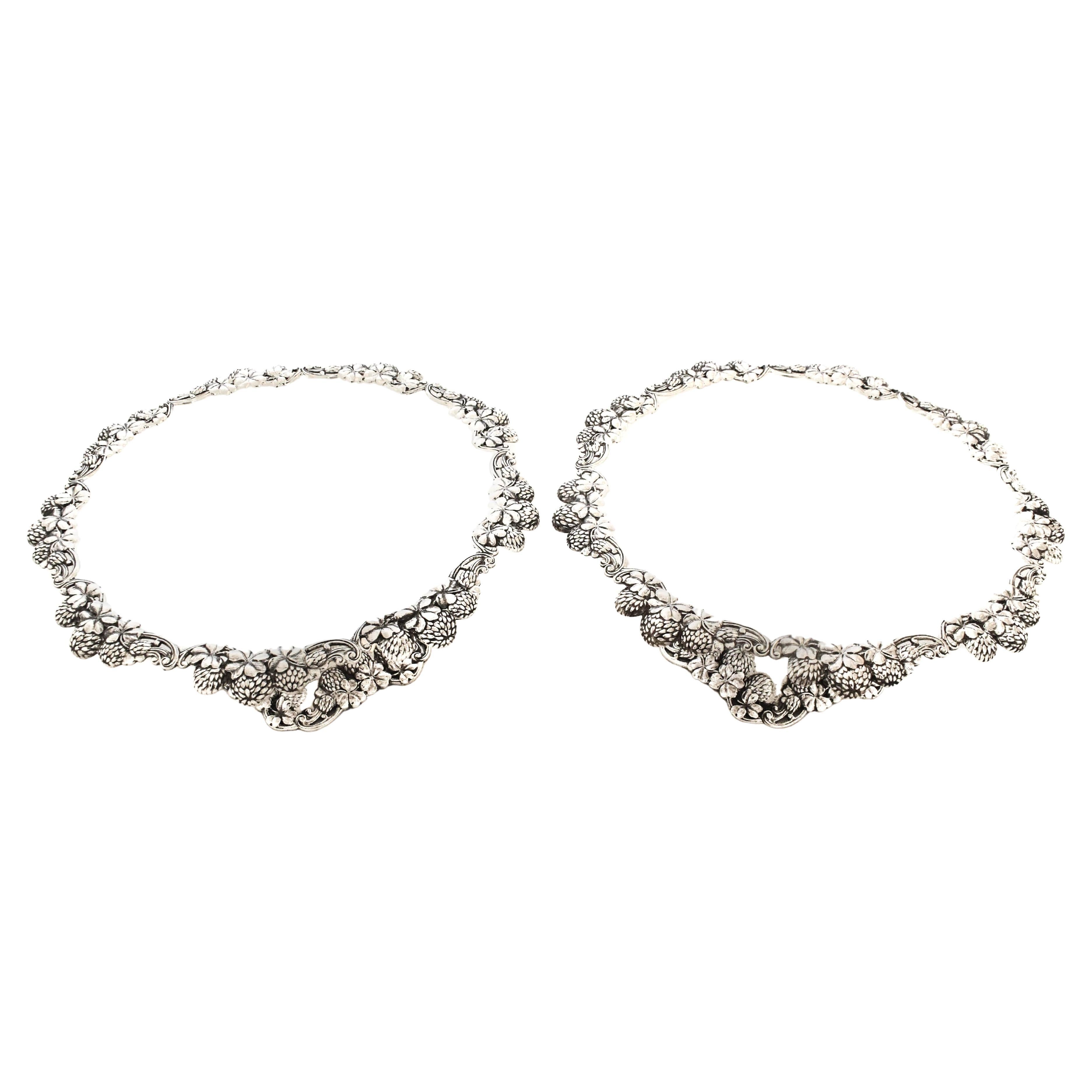 Pair of Sterling Silver Art Nouveau Compotes by Tiffany & CO im Angebot