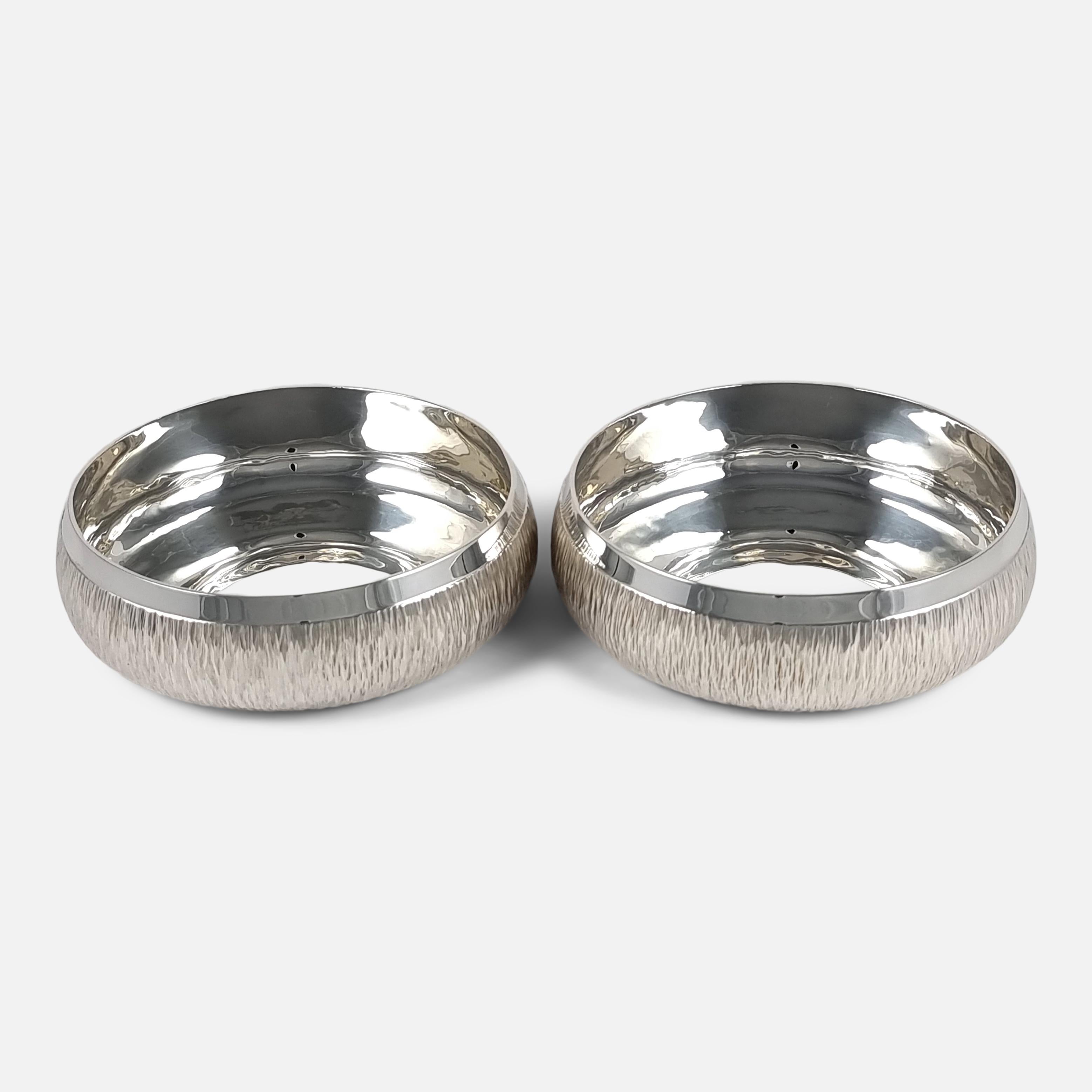 Late 20th Century Pair of Sterling Silver Bowls, Gerald Benney, 1983