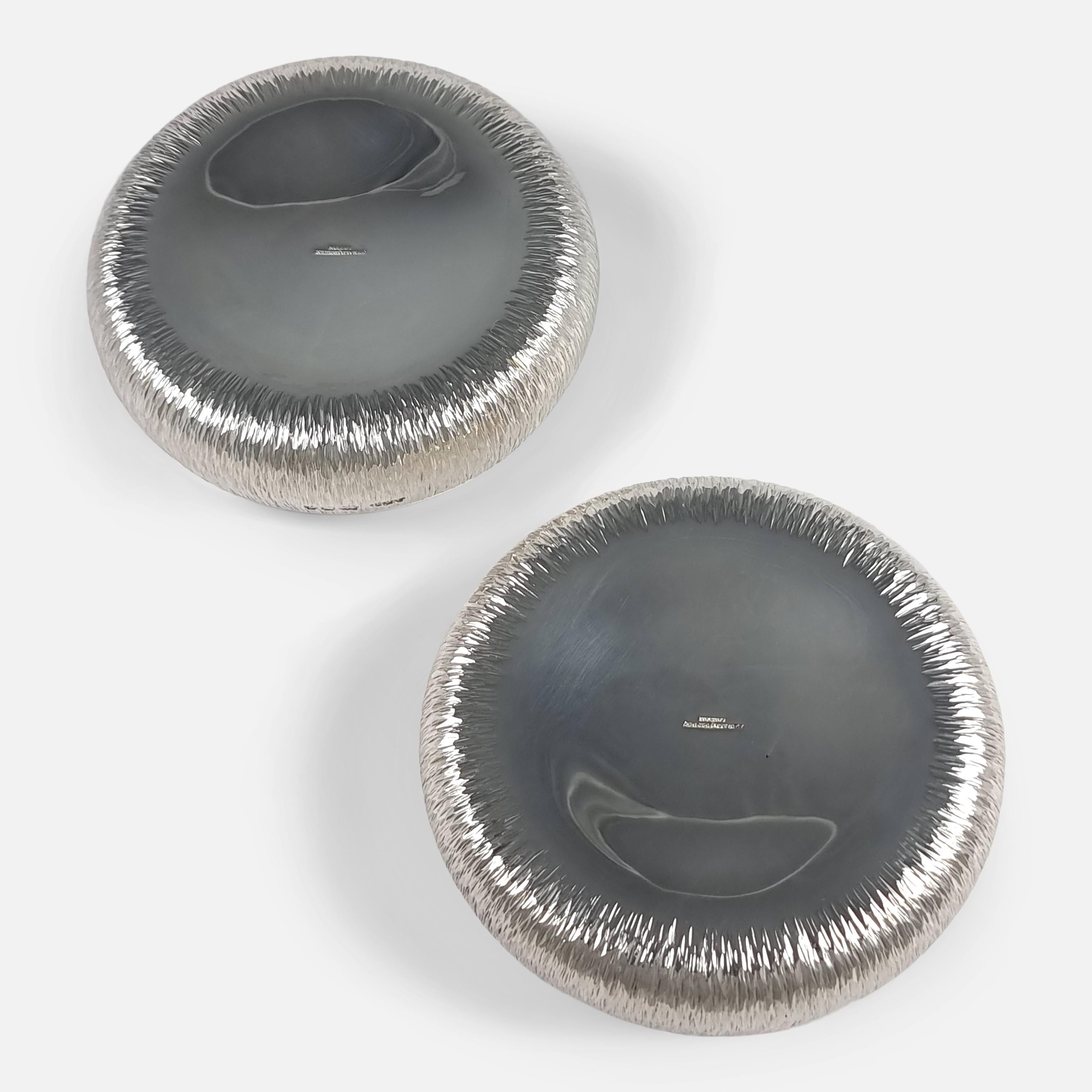 Pair of Sterling Silver Bowls, Gerald Benney, 1983 3