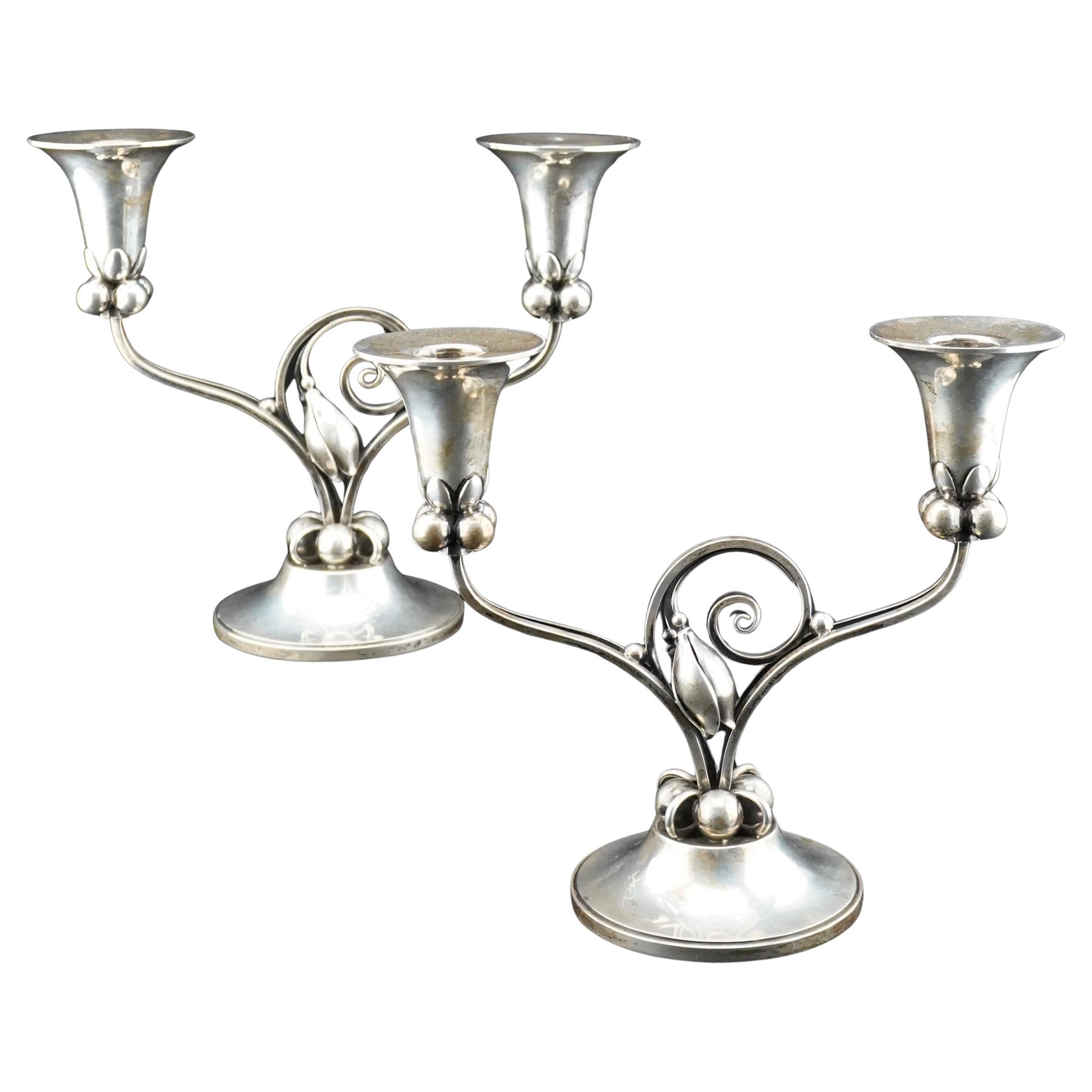 Paar Kerzenleuchter aus Sterlingsilber von Alphonse La Paglia 1952 im Angebot