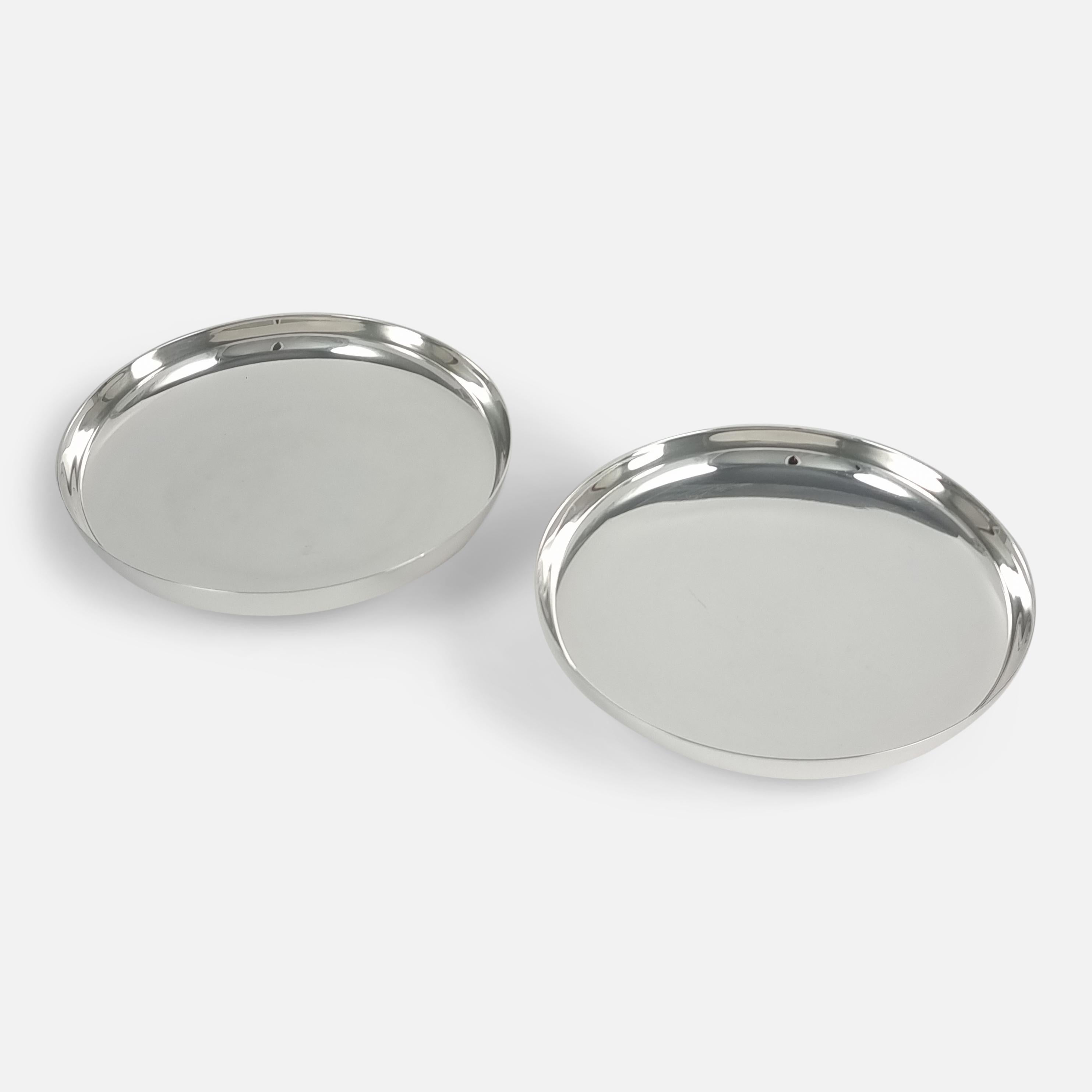 Pair of Sterling Silver Dishes, Christopher Nigel Lawrence For Sale 2
