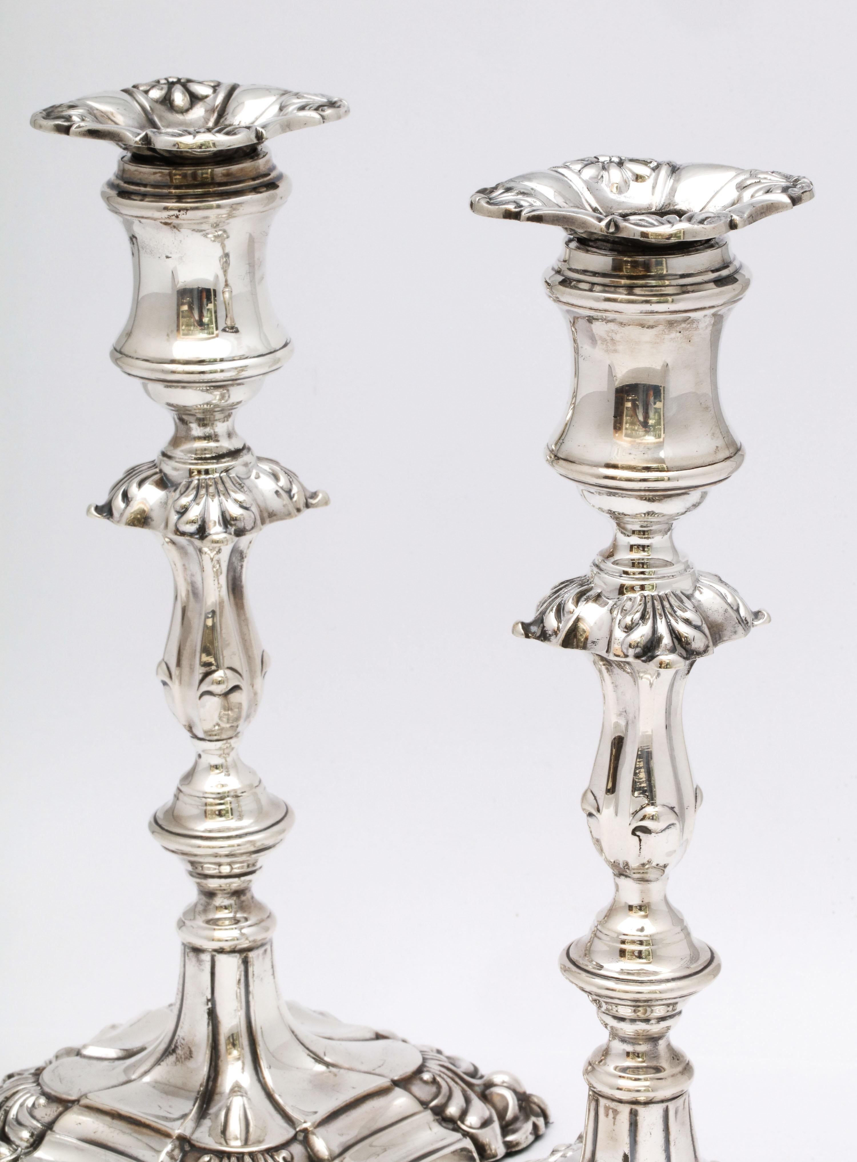 English Pair of Sterling Silver Georgian-Style Candlesticks by Walker and Hall
