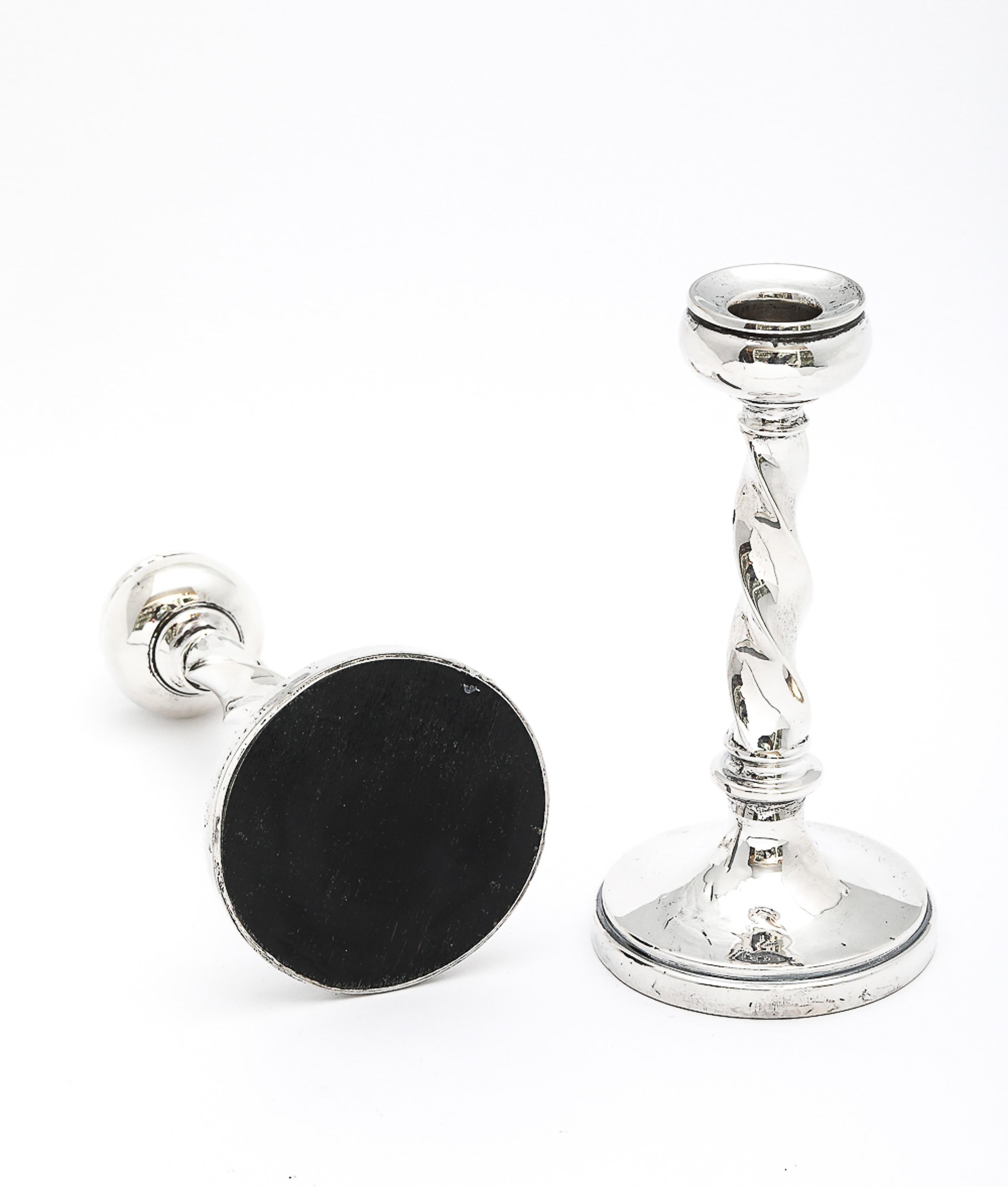 Argento 925 Coppia di candelieri in argento sterling in stile giacobino Barley Twist in vendita