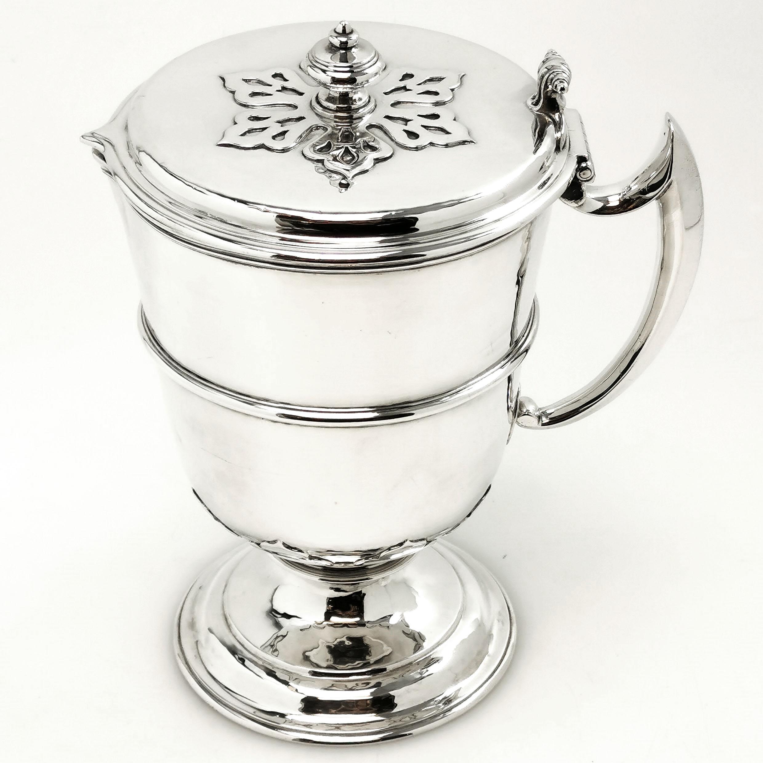 Sterling Silver Pair Jugs / Ewers in William & Mary Livery Jug Style 1907-1908 In Good Condition In London, GB