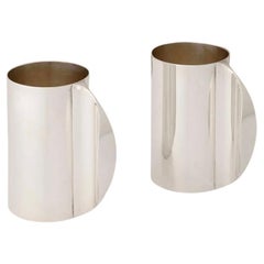 Pareja de tazas de plata de ley diseñadas por Ubaldo Vitali para Bulgari