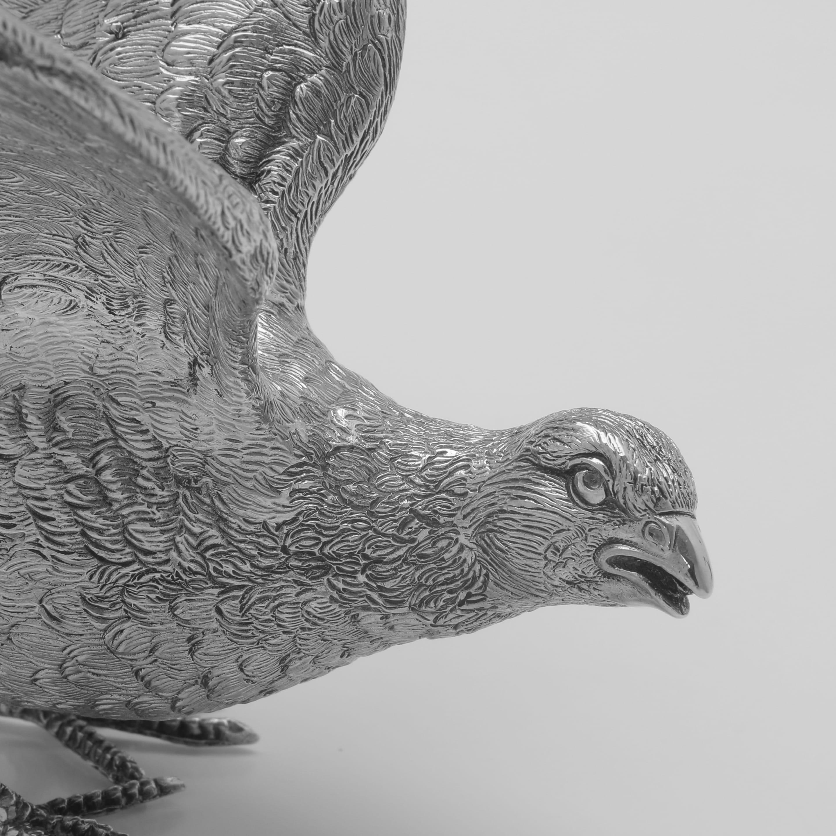 Pair of sterling silver pheasant models made by C J Vander in 1993 - 1013g In Good Condition In London, London