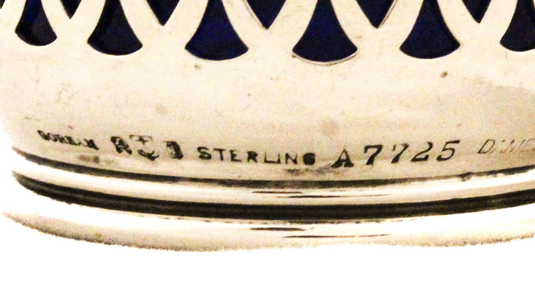 Pair of Sterling Silver Salt Cellars For Sale 2