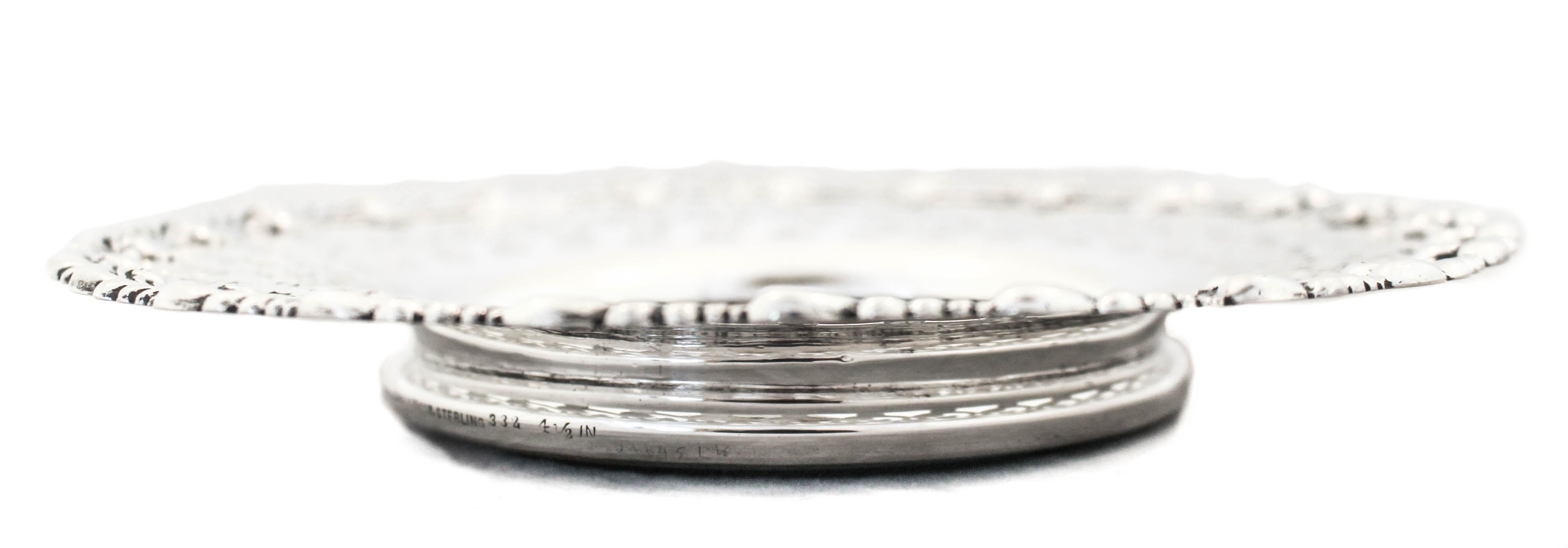 Début du 20ème siècle Paire de sous-verres à vin en argent sterling en vente