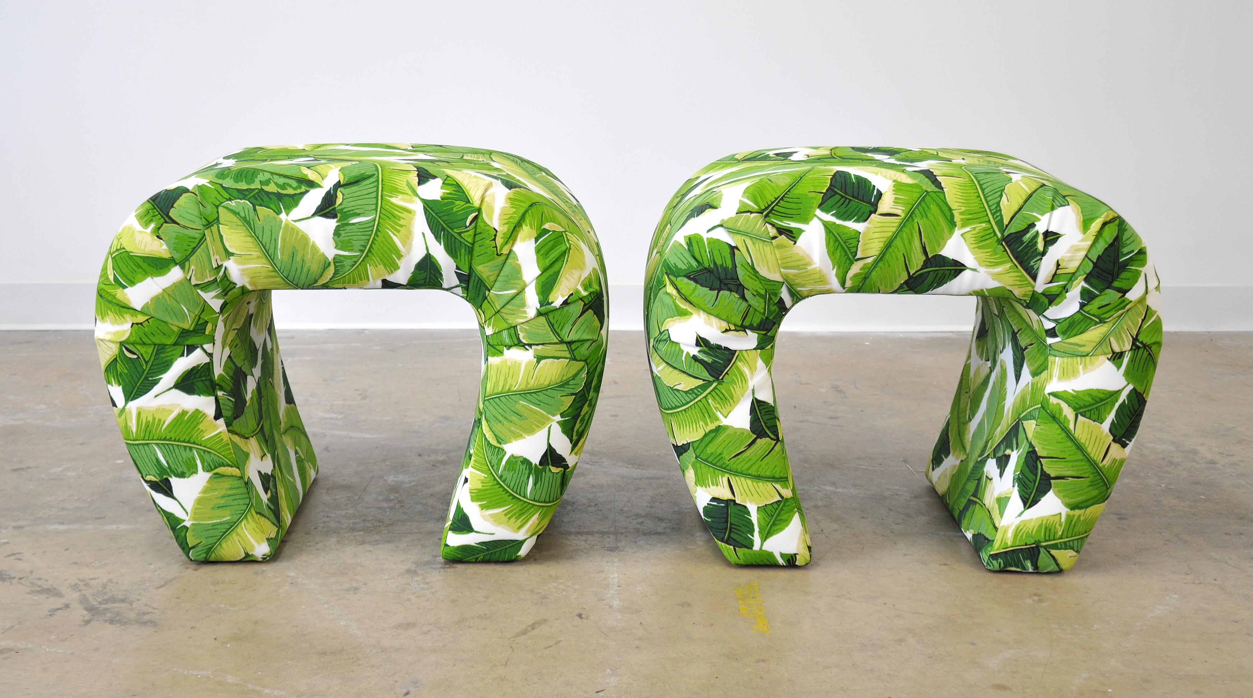 Pair of Steve Chase Banana Leaf Pattern Waterfall Benches In Excellent Condition In Miami, FL