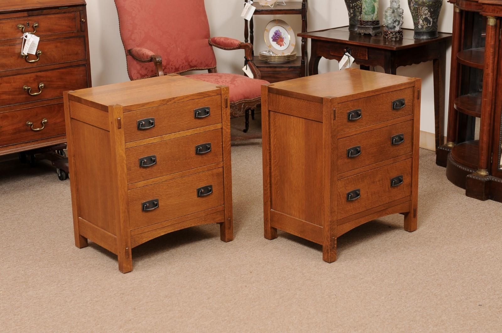 Pair of Stickley Mission Style Oak Nightstands / Side Tables with Drawers 6